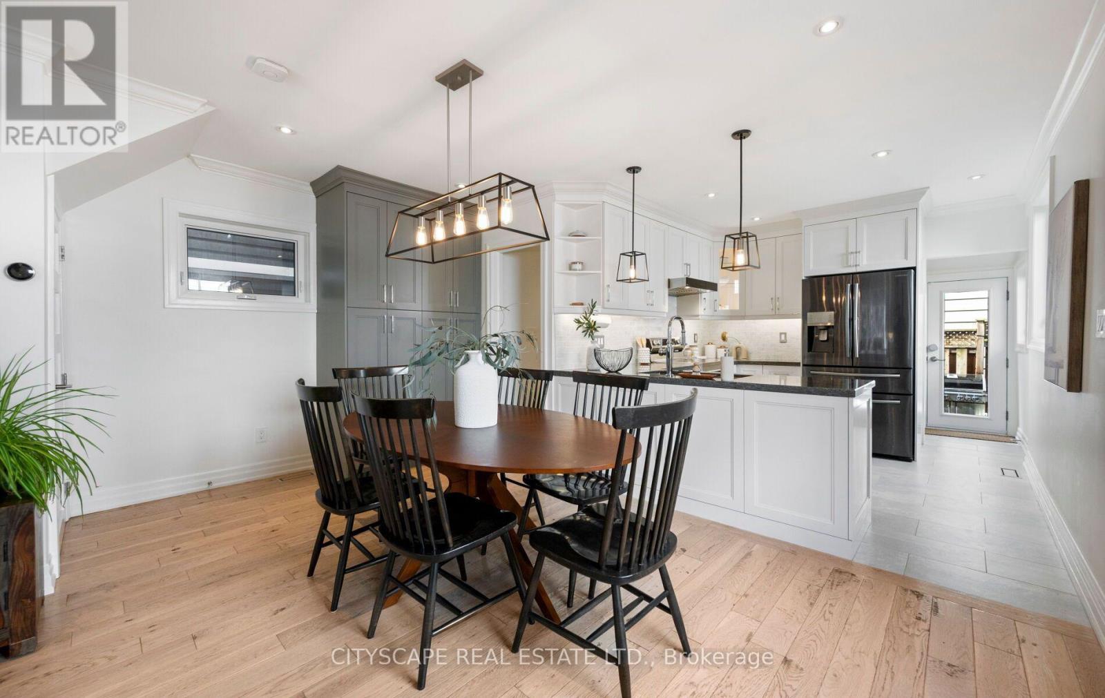 48 Golfview Avenue, Toronto, ON