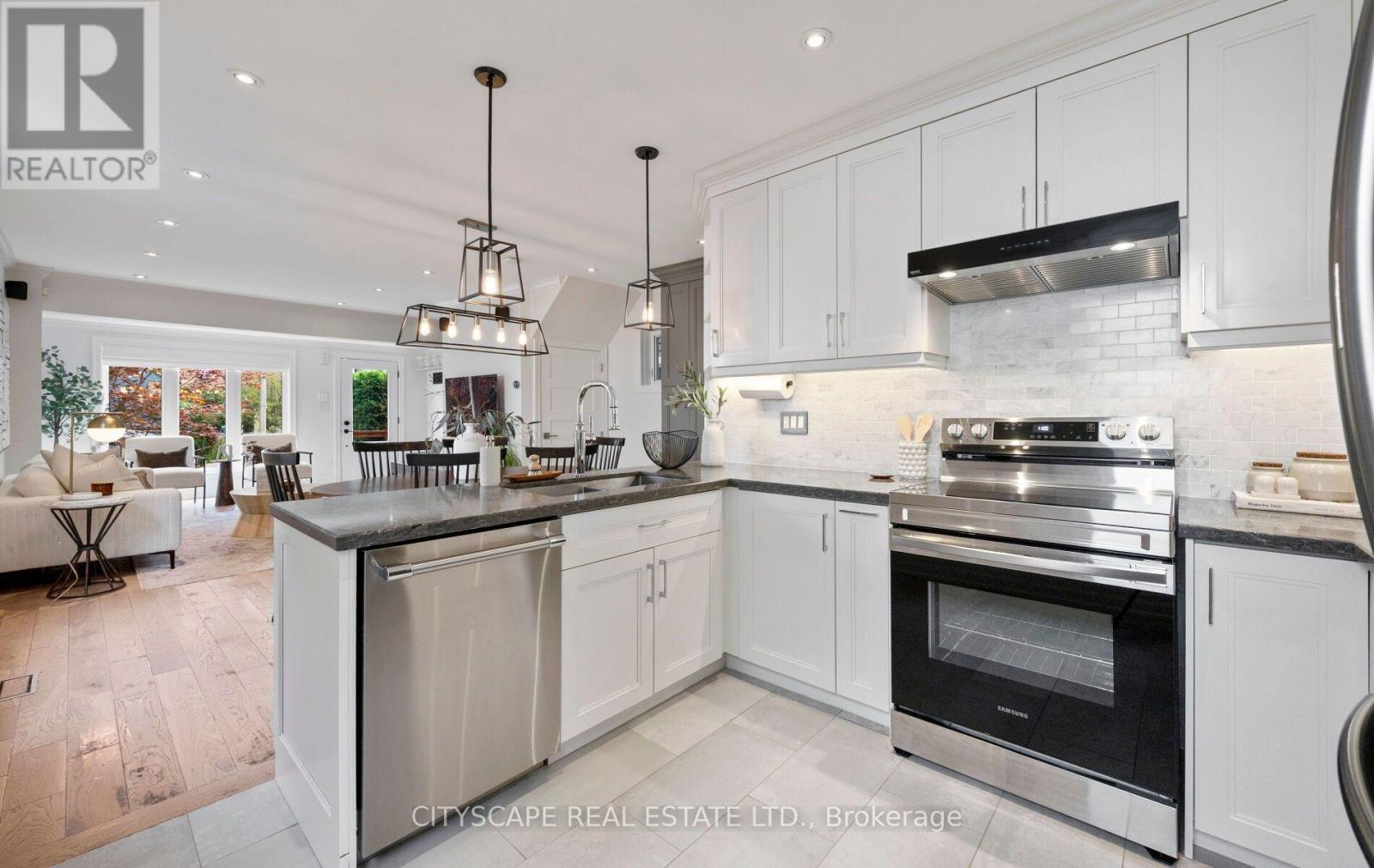 48 Golfview Avenue, Toronto, ON