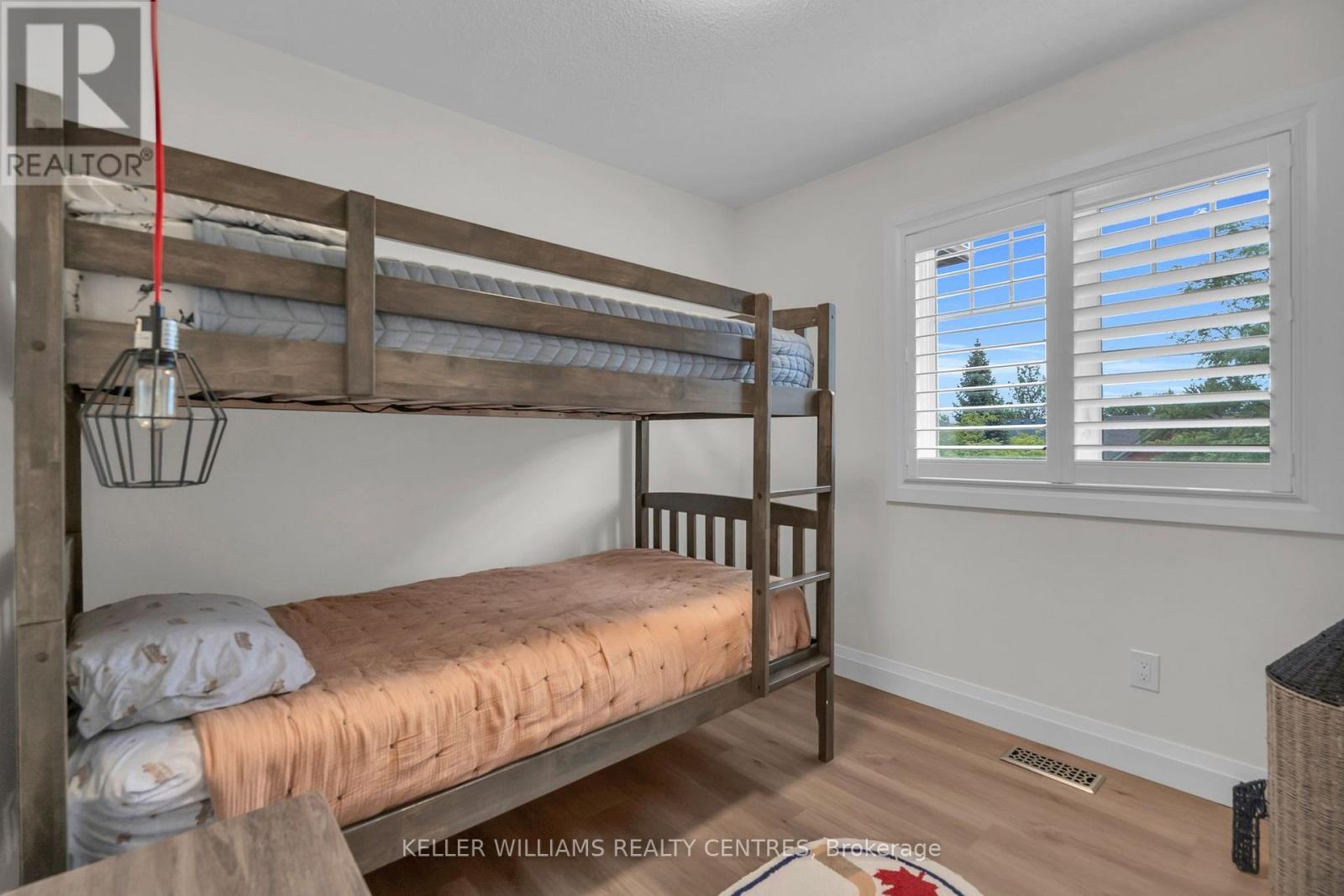 37 Bowler Street, Aurora, ON