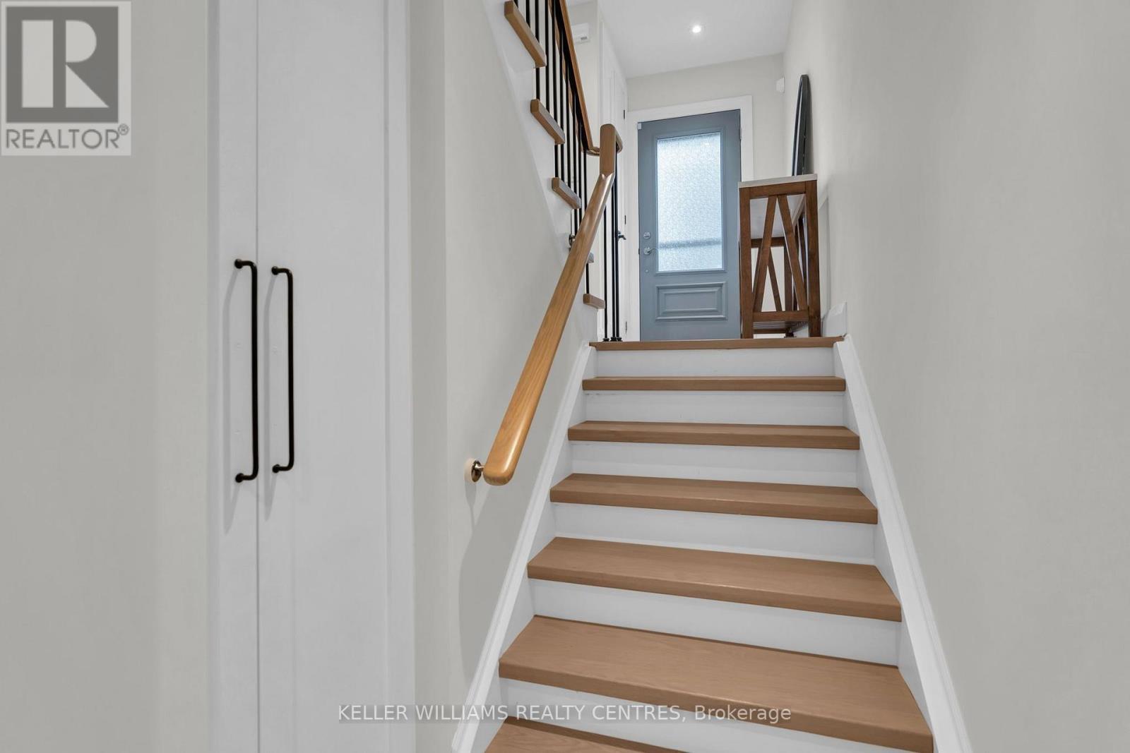 37 Bowler Street, Aurora, ON