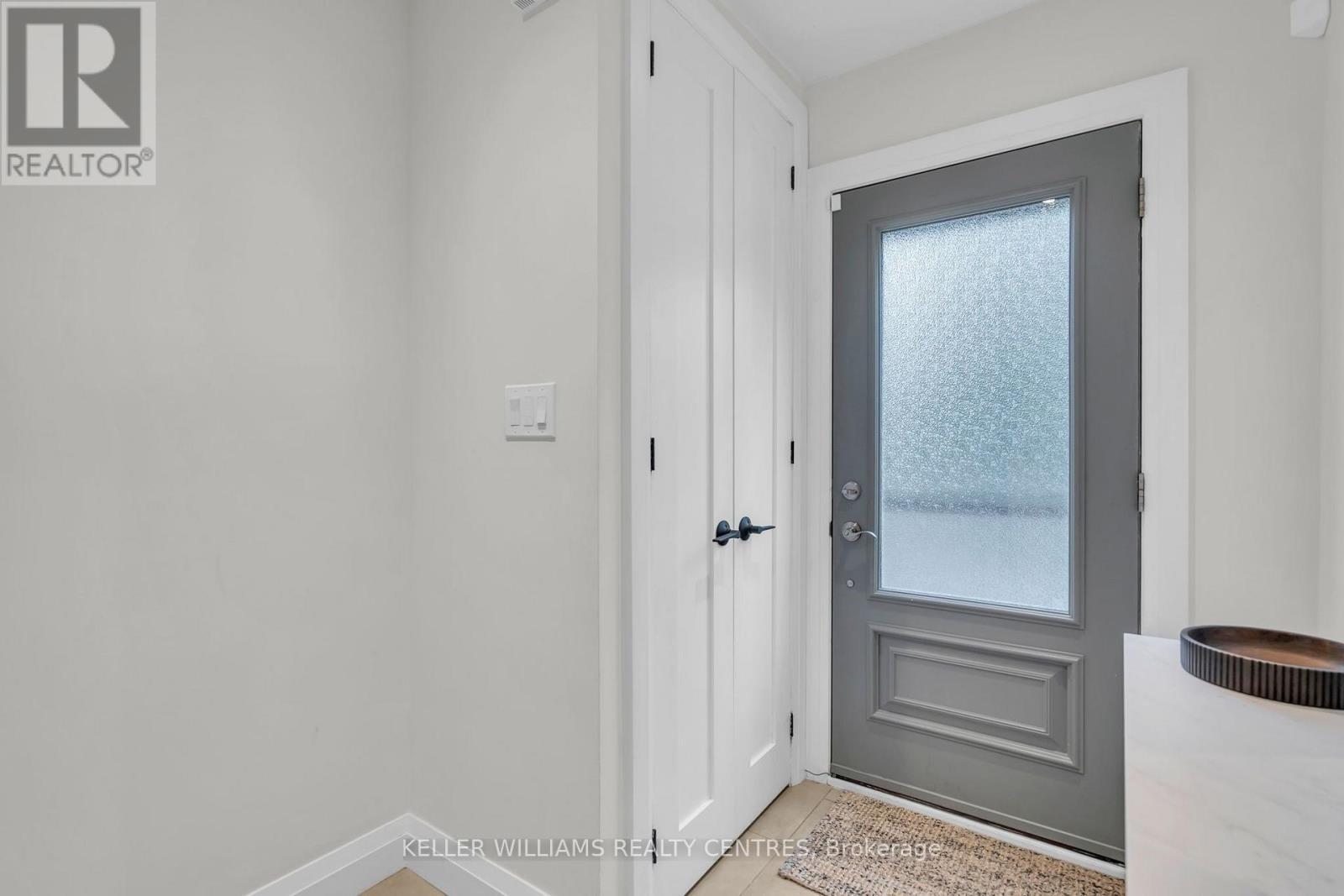 37 Bowler Street, Aurora, ON