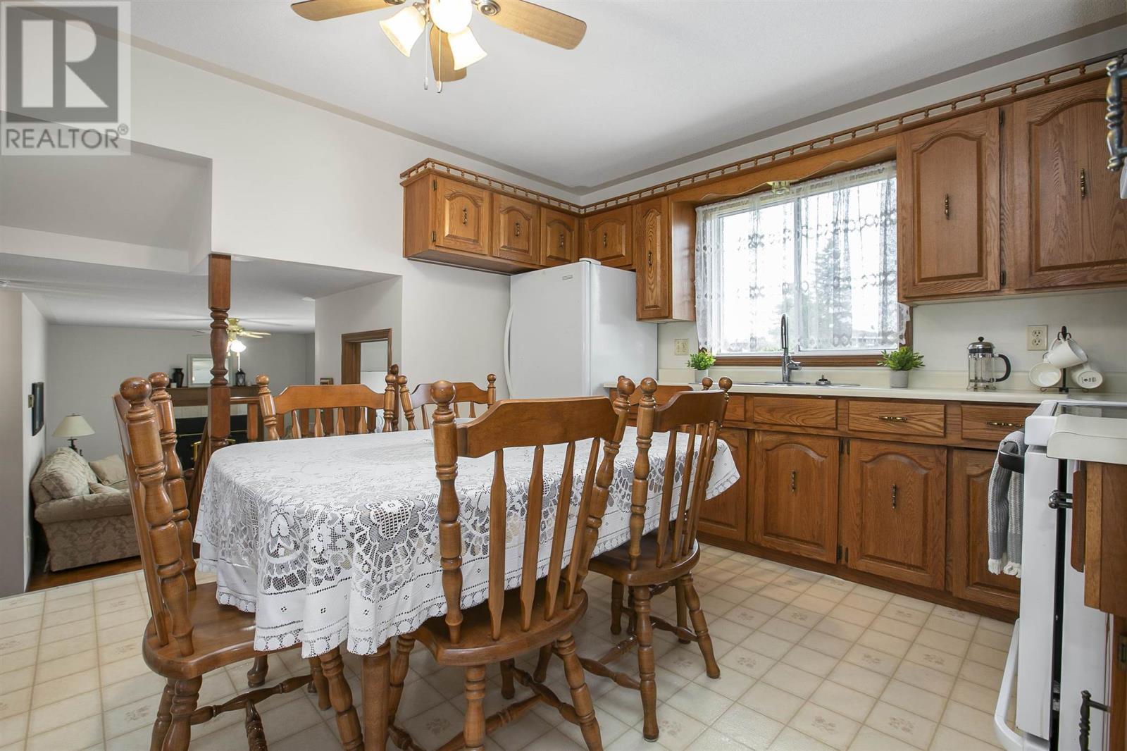 62 Laronde Ave, Sault Ste. Marie, ON