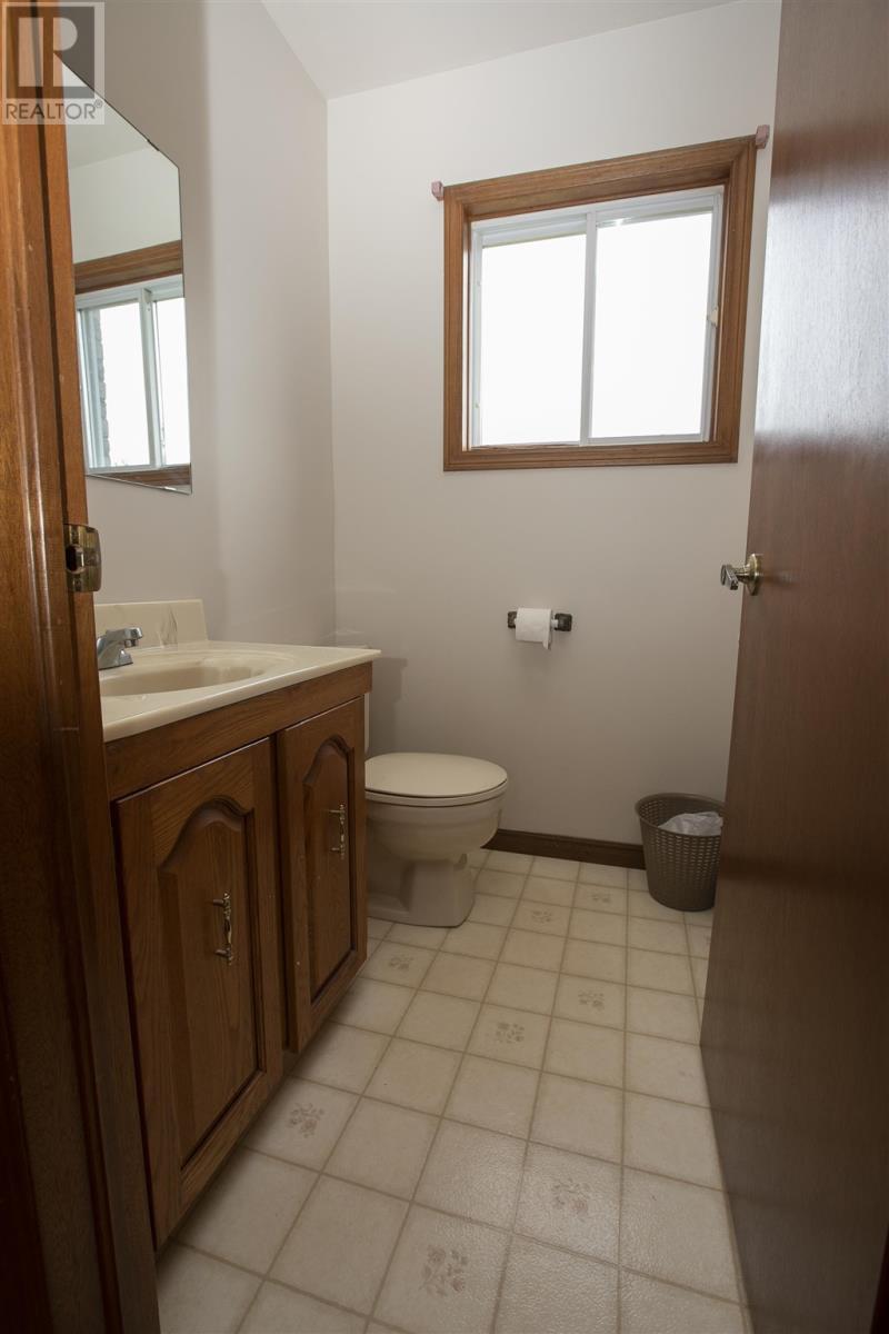 62 Laronde Ave, Sault Ste. Marie, ON