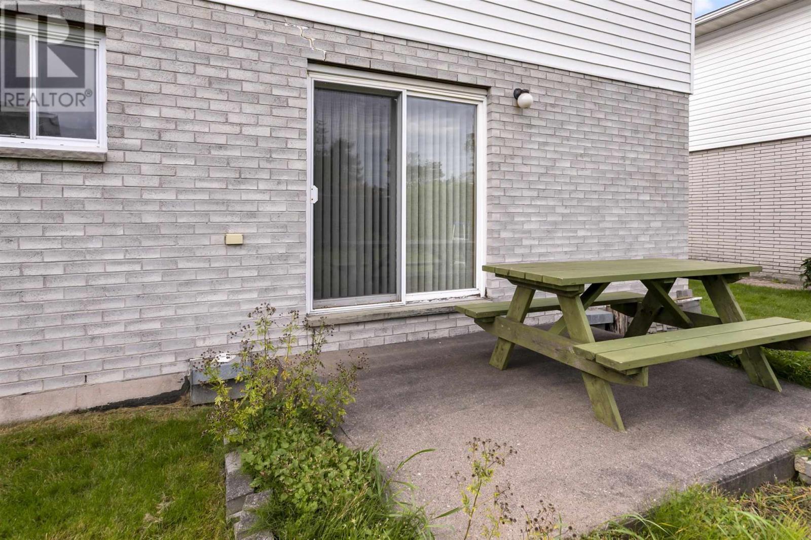 62 Laronde Ave, Sault Ste. Marie, ON