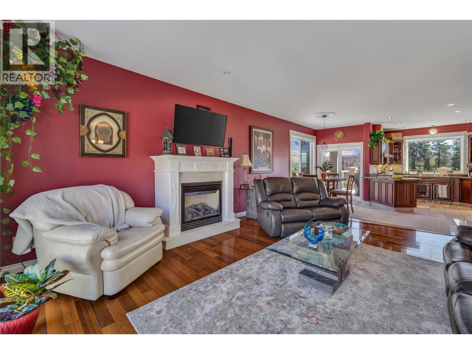6812 Cabernet Place, Oliver, BC