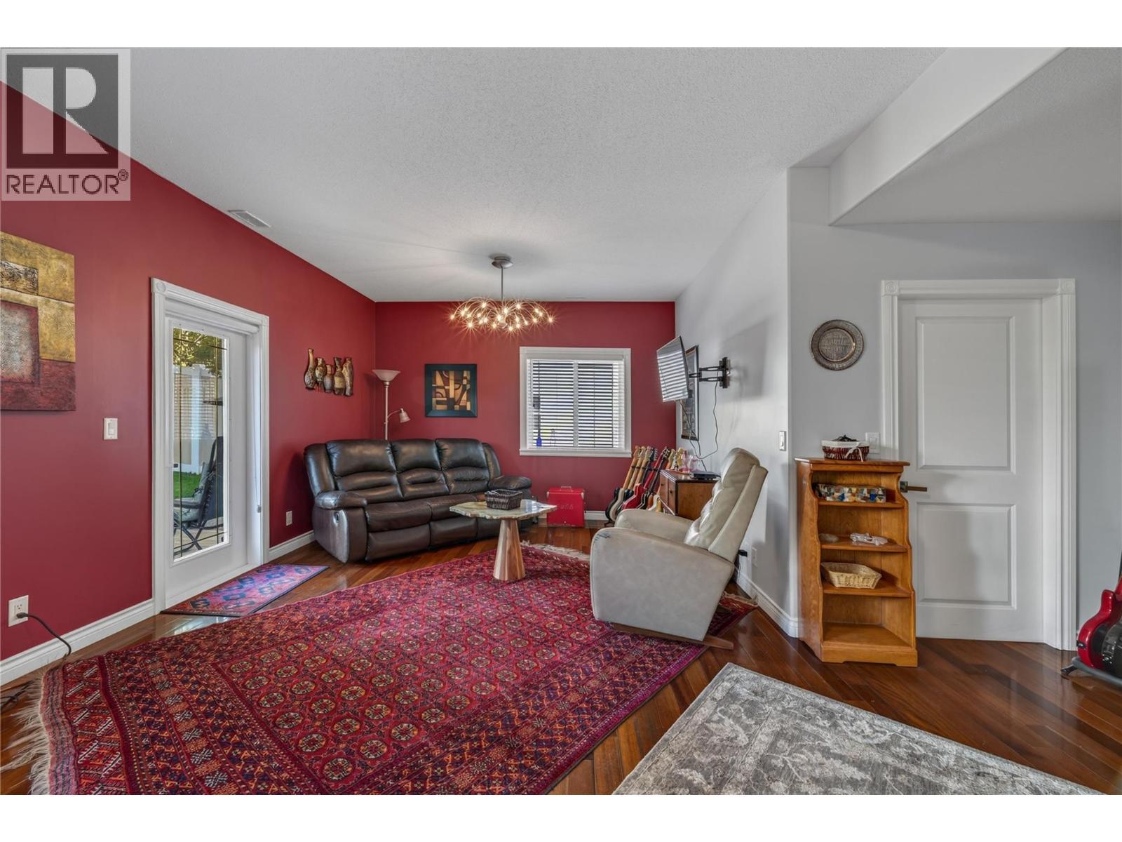 6812 Cabernet Place, Oliver, BC