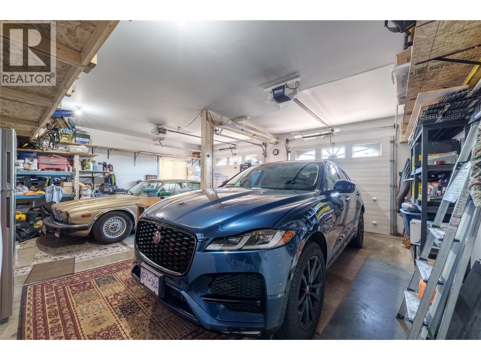 6812 Cabernet Place, Oliver, BC