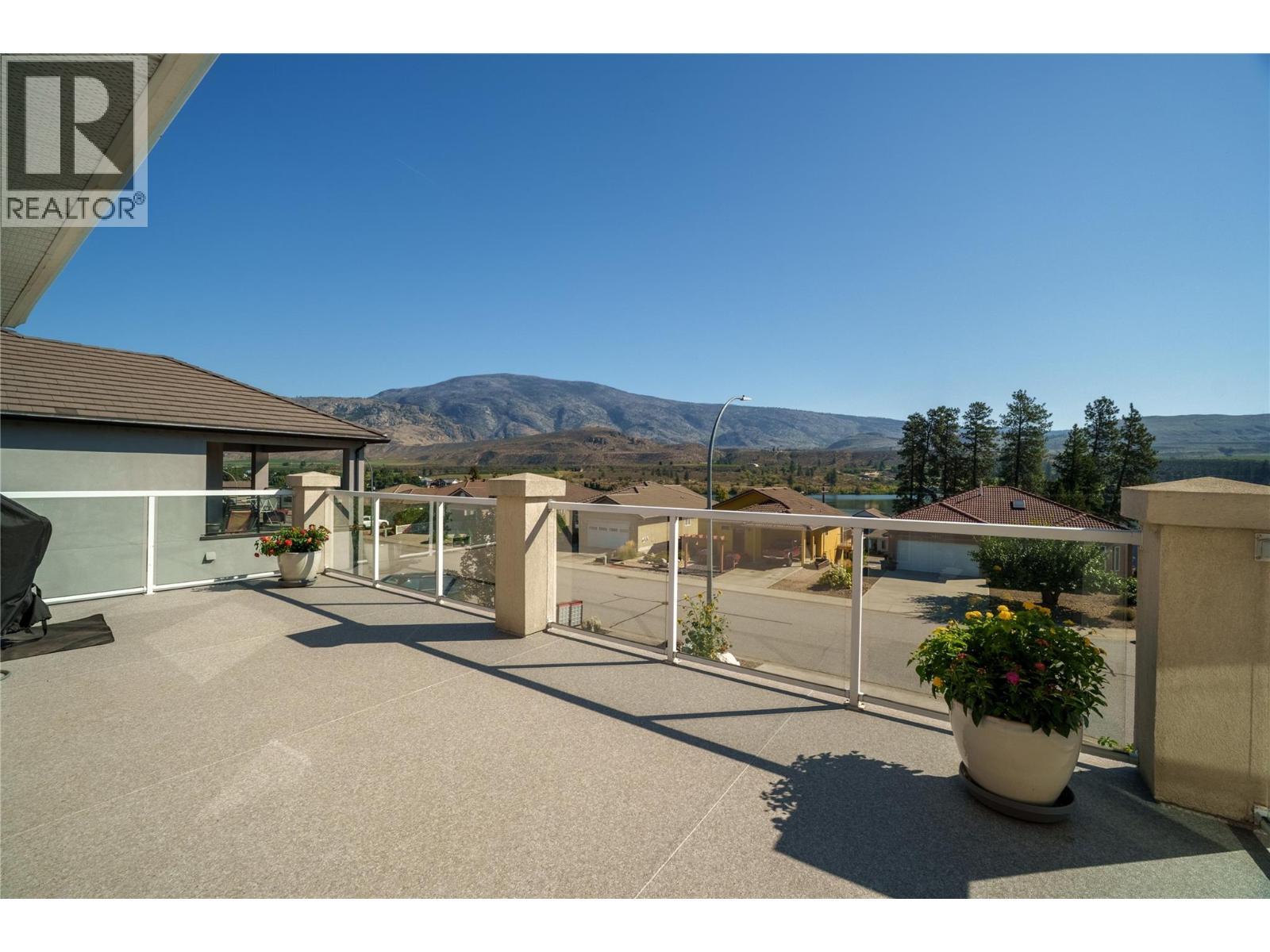 6812 Cabernet Place, Oliver, BC