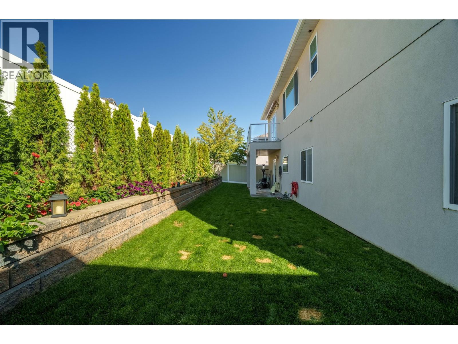 6812 Cabernet Place, Oliver, BC