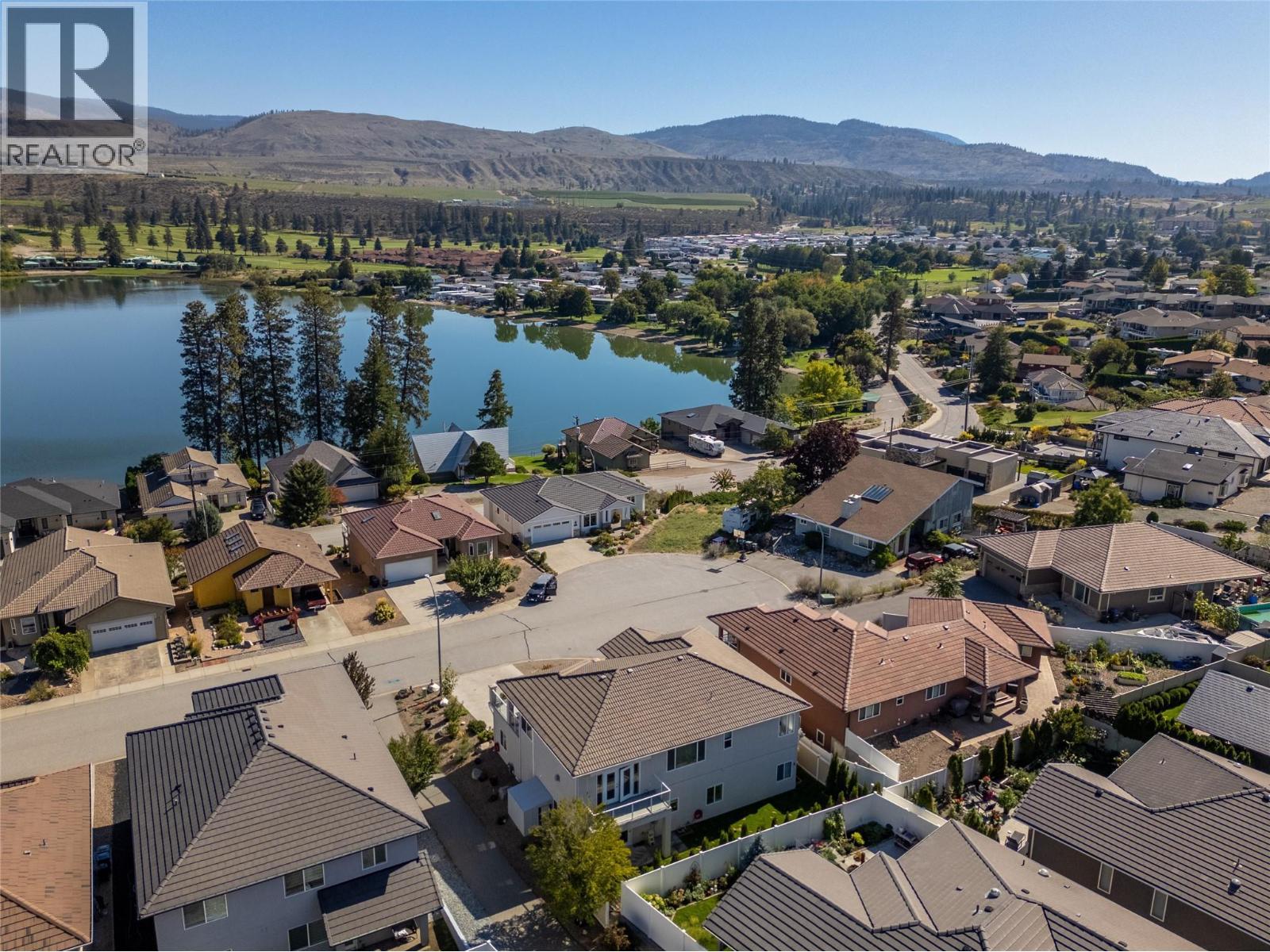 6812 Cabernet Place, Oliver, BC