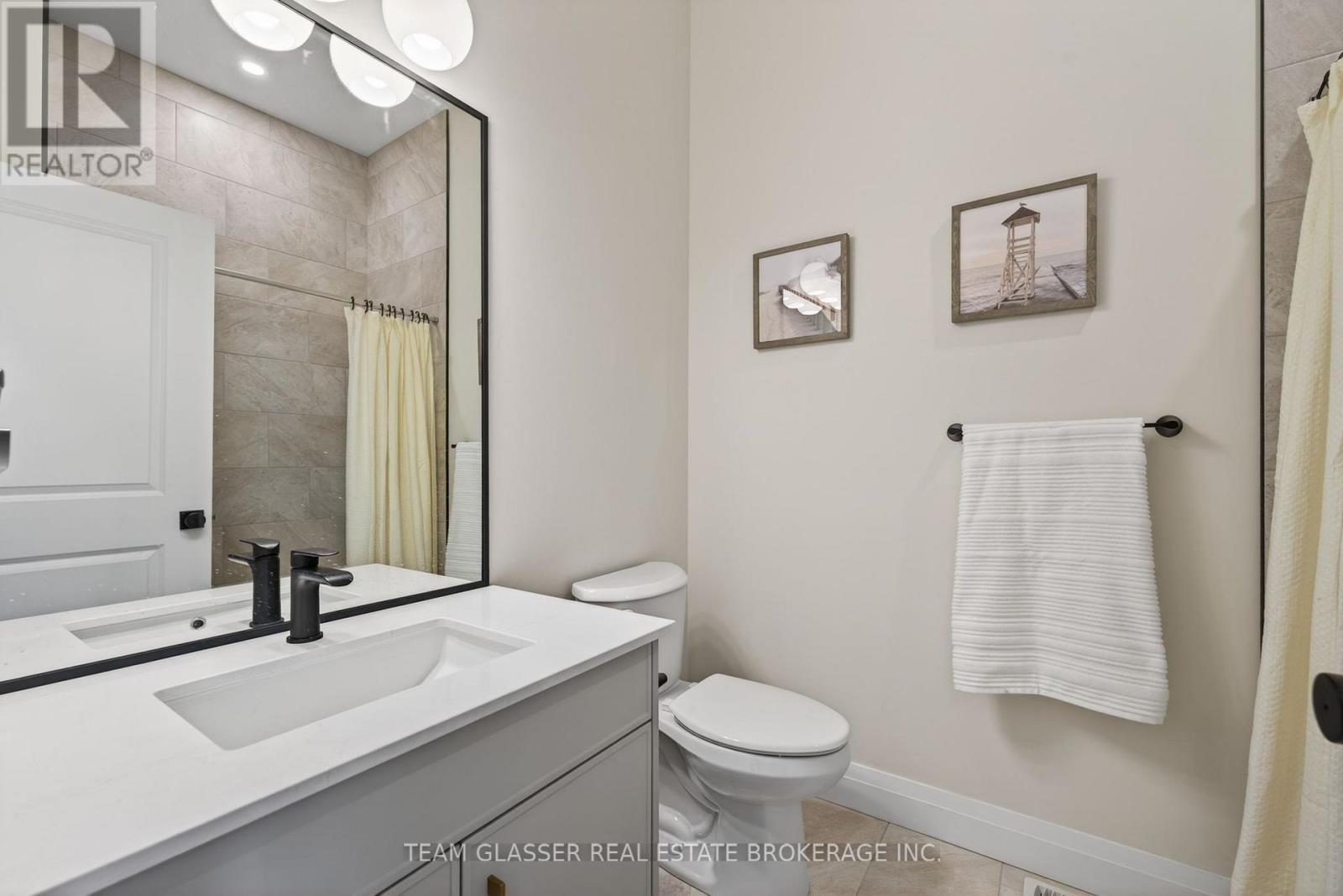 32 Dearing Drive, South Huron (Stephen), ON