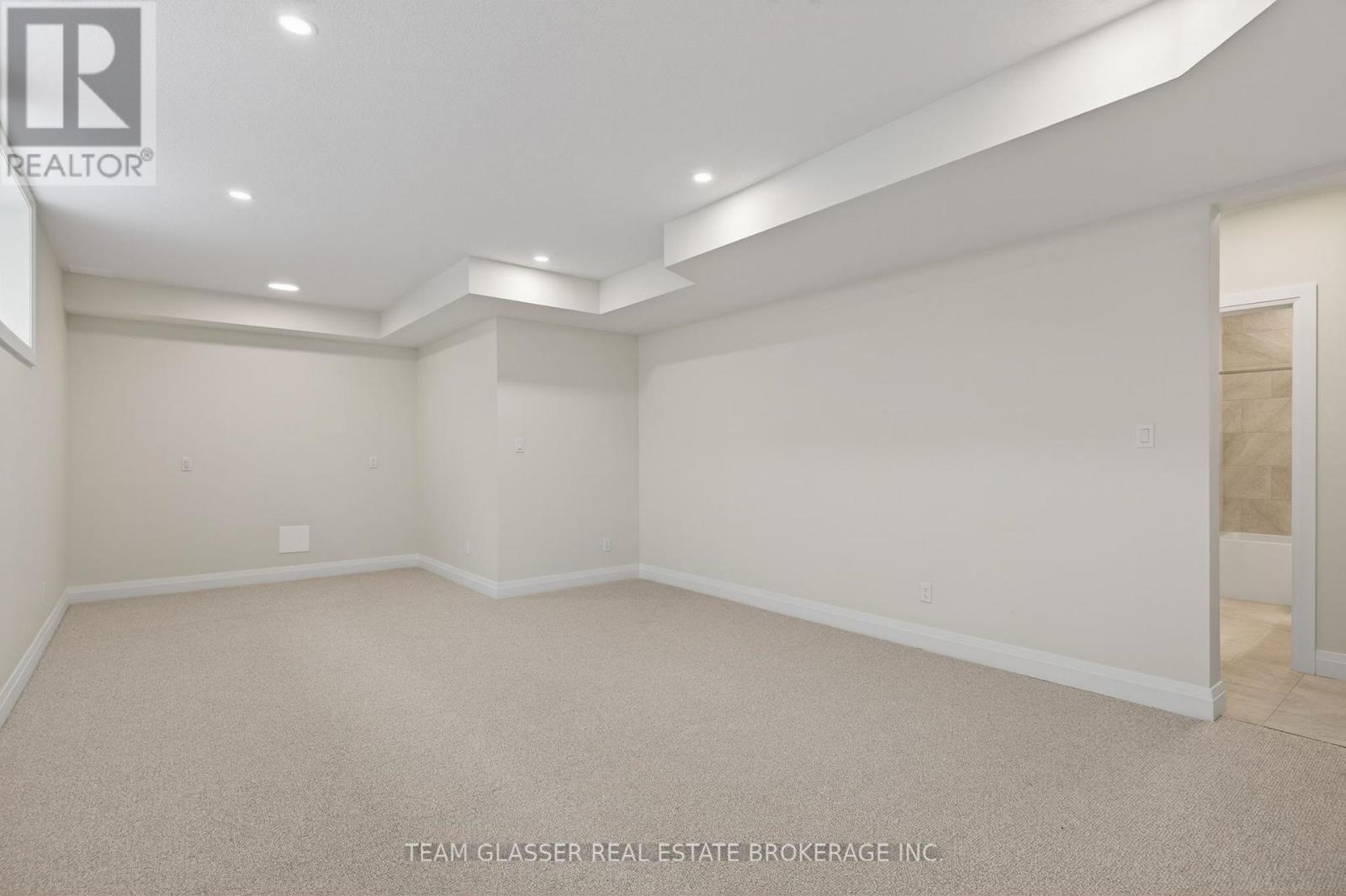 32 Dearing Drive, South Huron (Stephen), ON