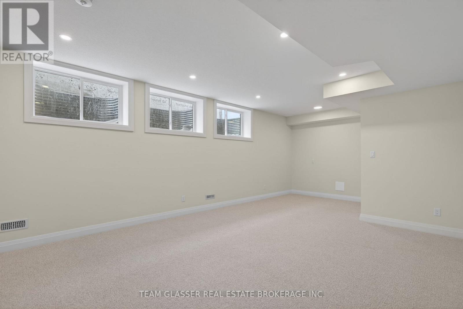 32 Dearing Drive, South Huron (Stephen), ON
