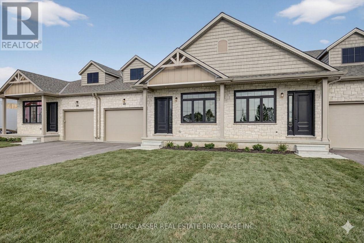 32 Dearing Drive, South Huron (Stephen), ON