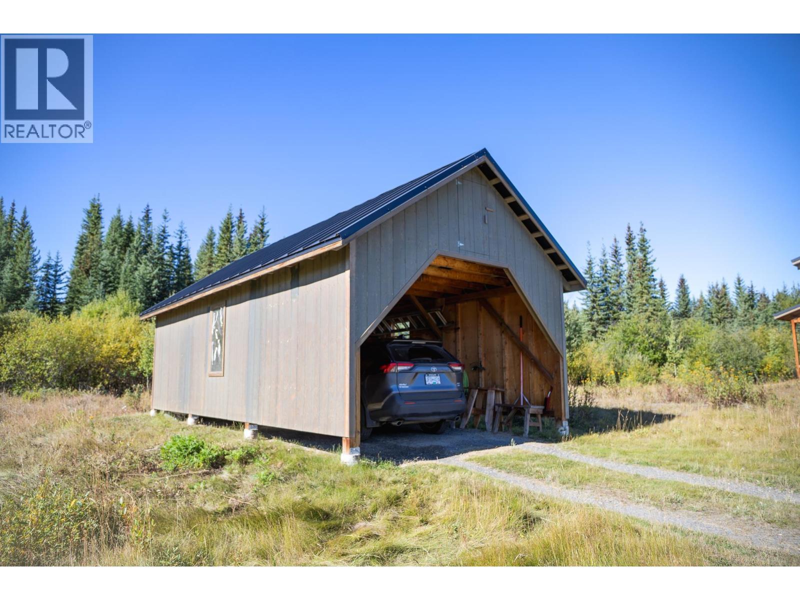 7568 High Country Road, Bridge Lake, BC