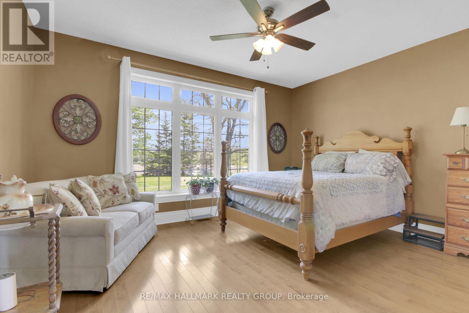 Main floor Bedroom 3 - 7479 Bleeks Road, Ottawa, ON