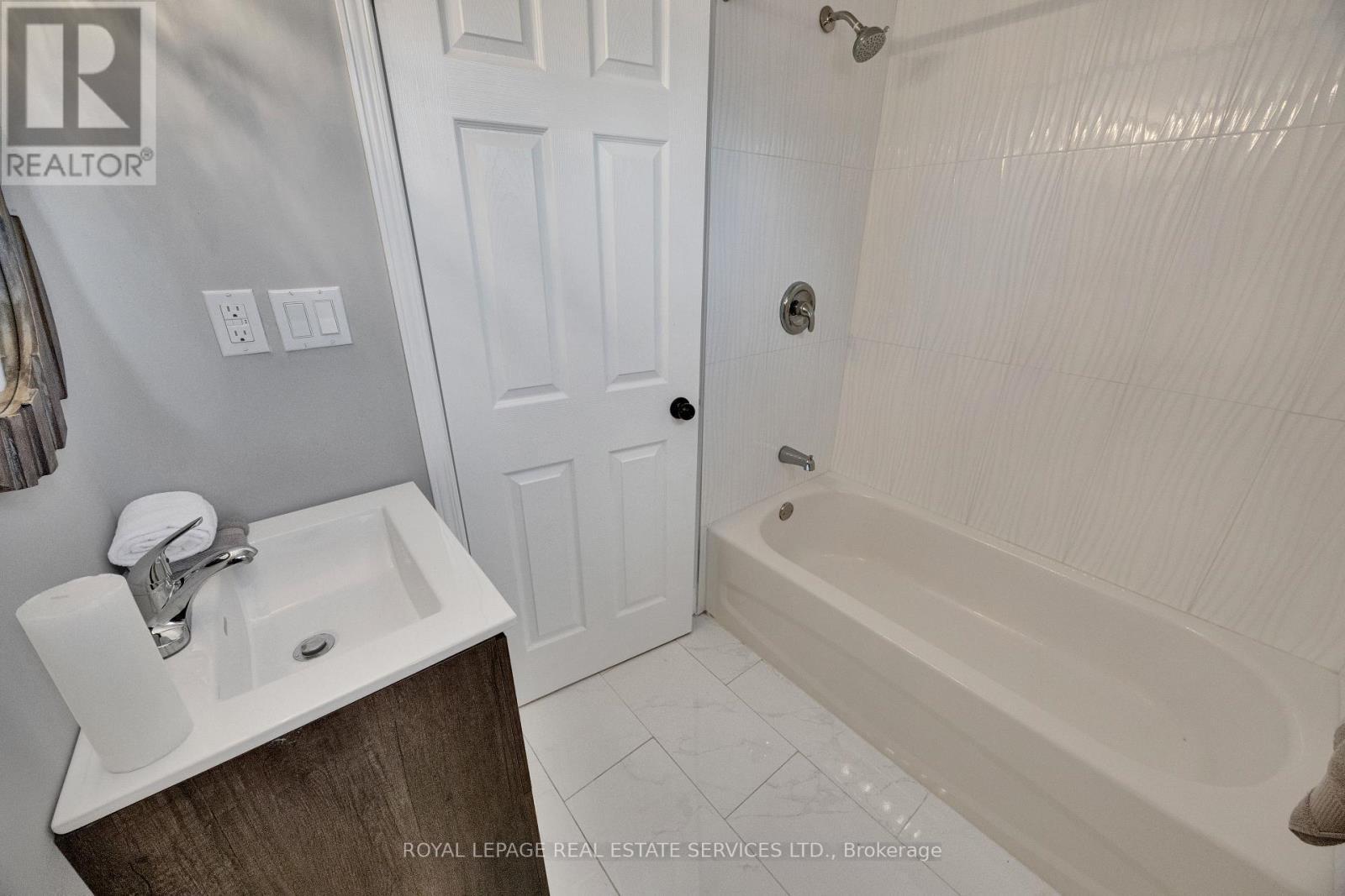 37 Johnston Avenue, Toronto, ON