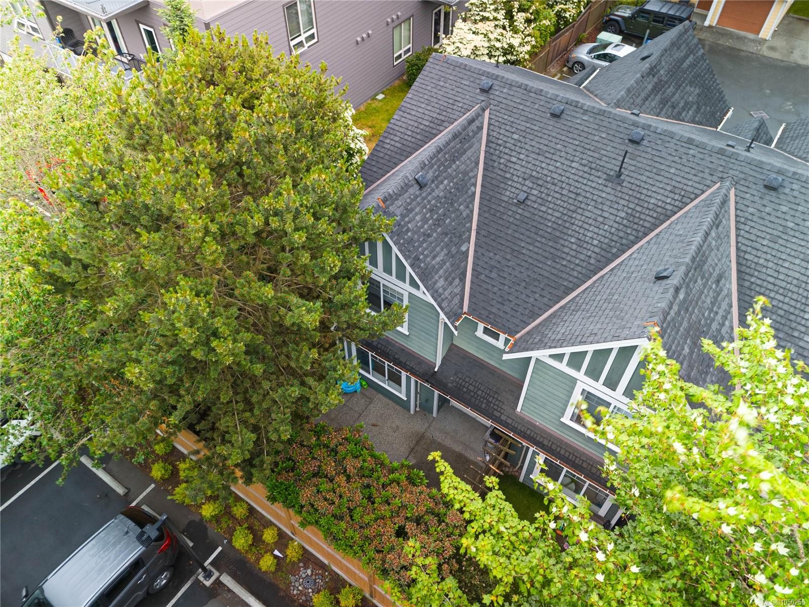 #110-724 Larkhall Rd, Langford, BC