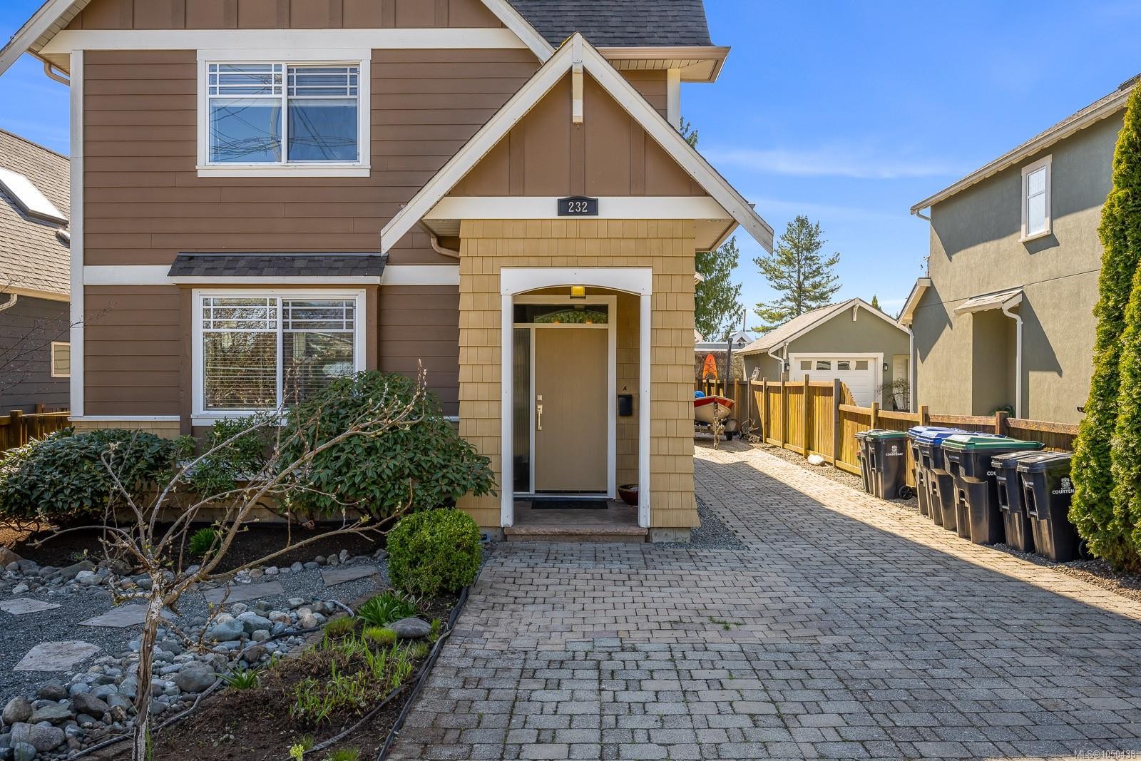 232 2Nd St, Courtenay, BC