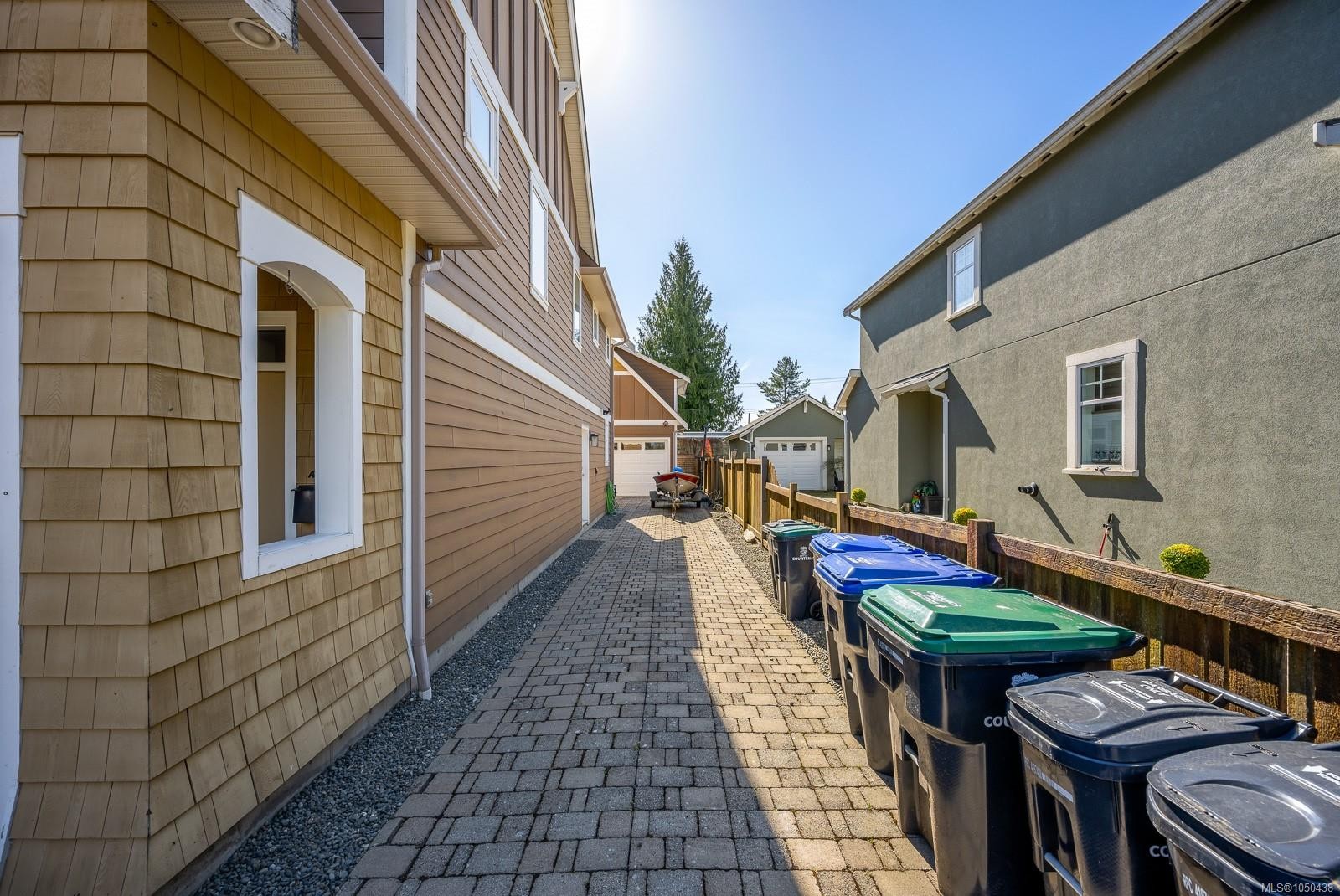 232 2Nd St, Courtenay, BC