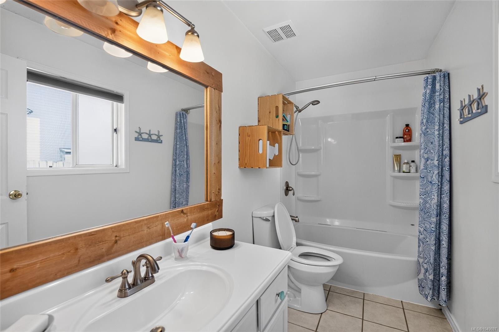 3560 Falcon Dr, Nanaimo, BC