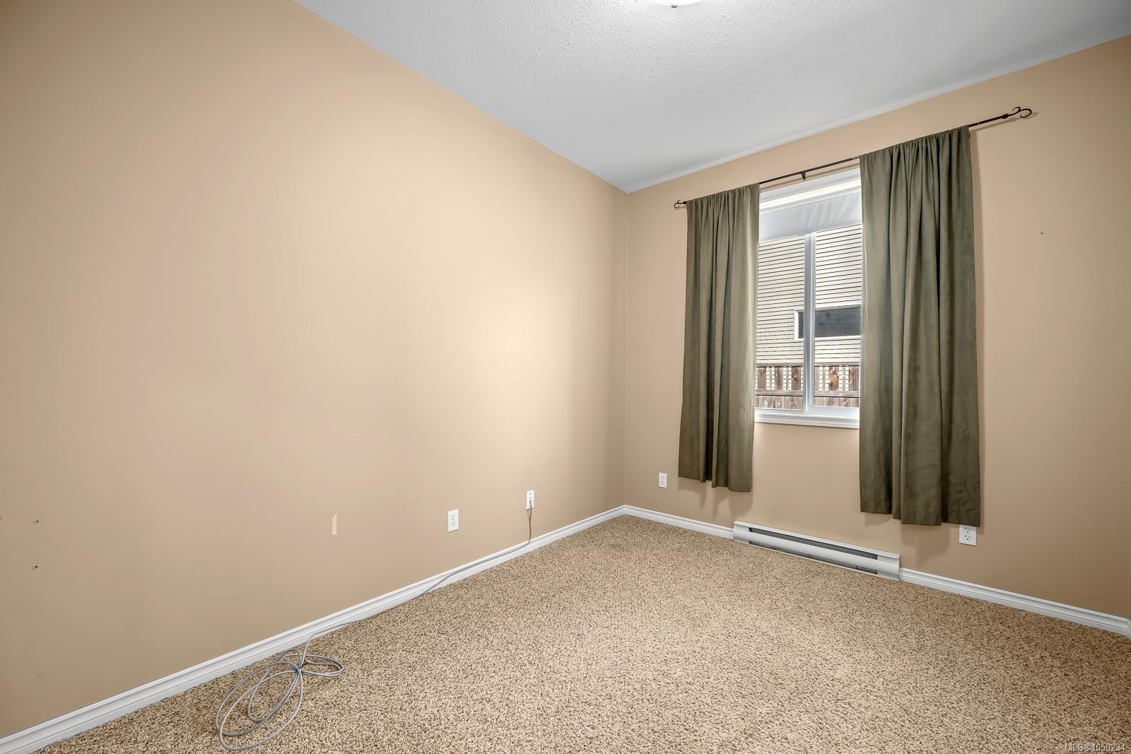 2464 Stirling Cres, Courtenay, BC
