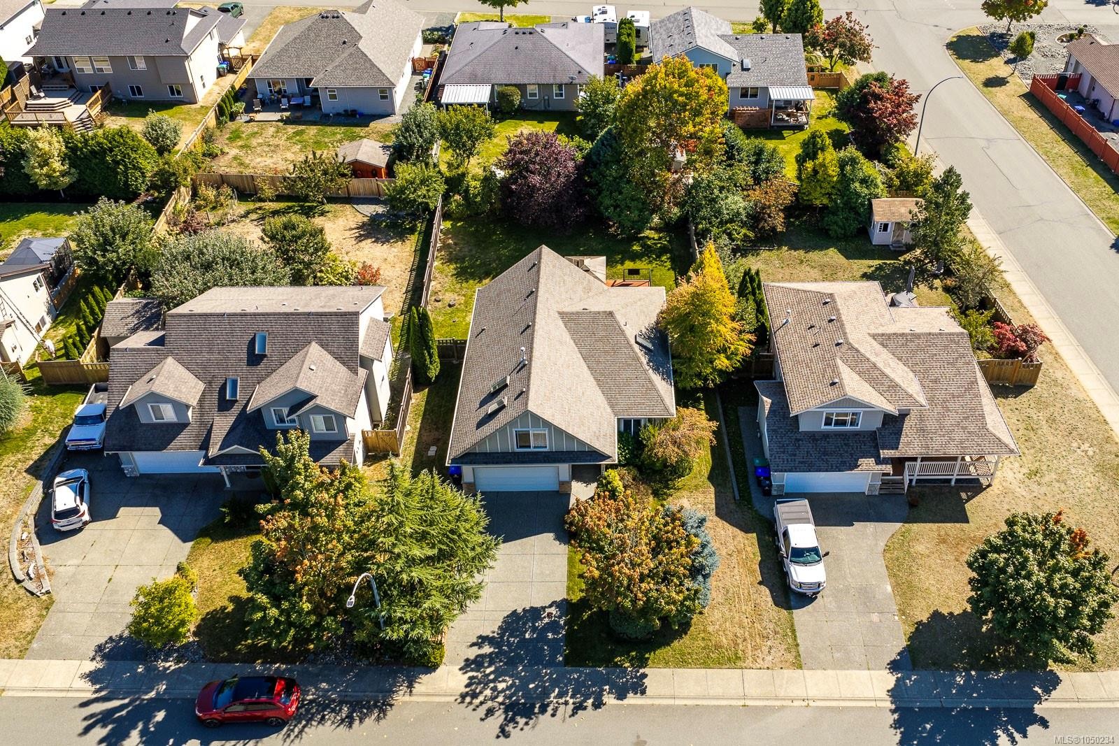 2464 Stirling Cres, Courtenay, BC