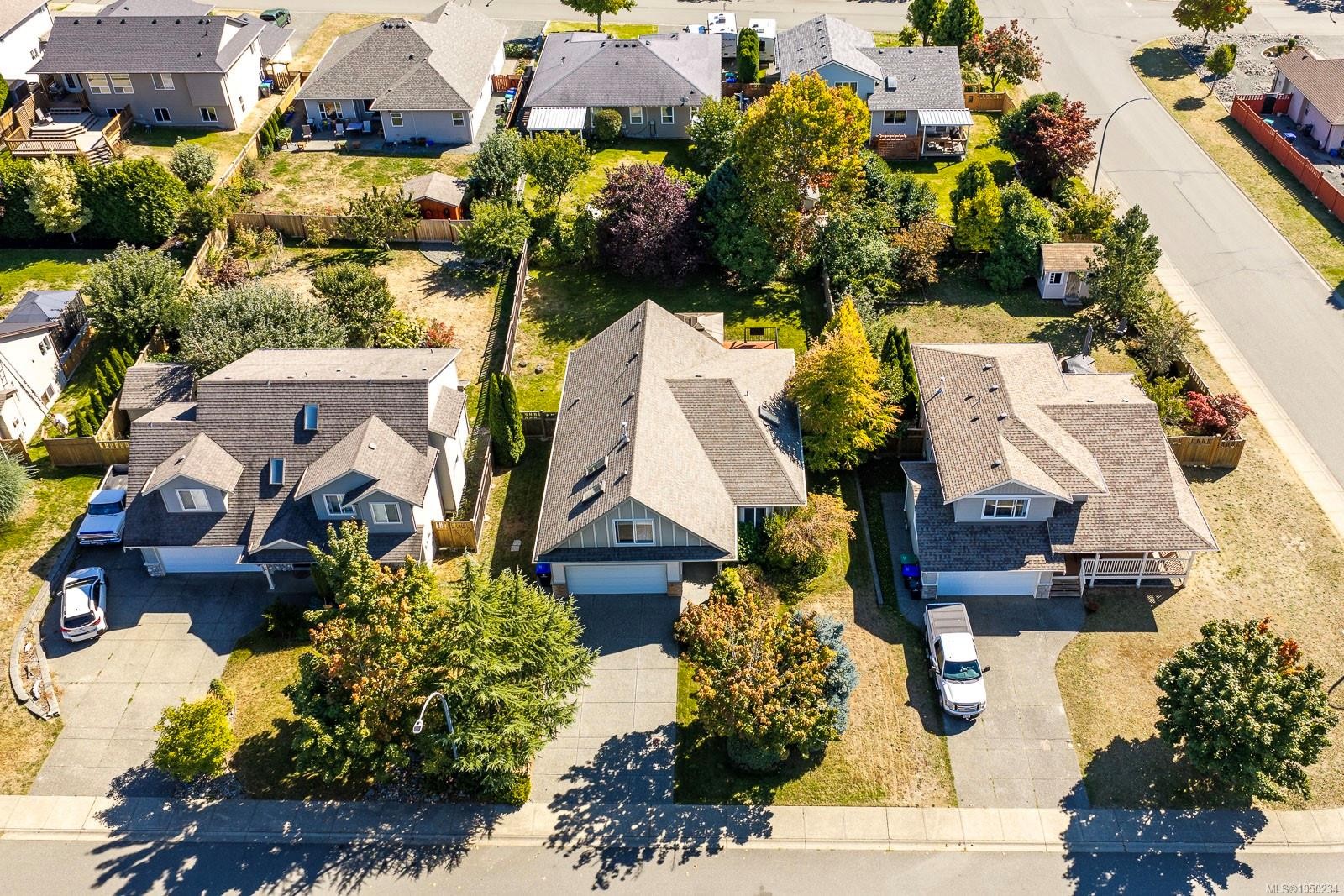 2464 Stirling Cres, Courtenay, BC
