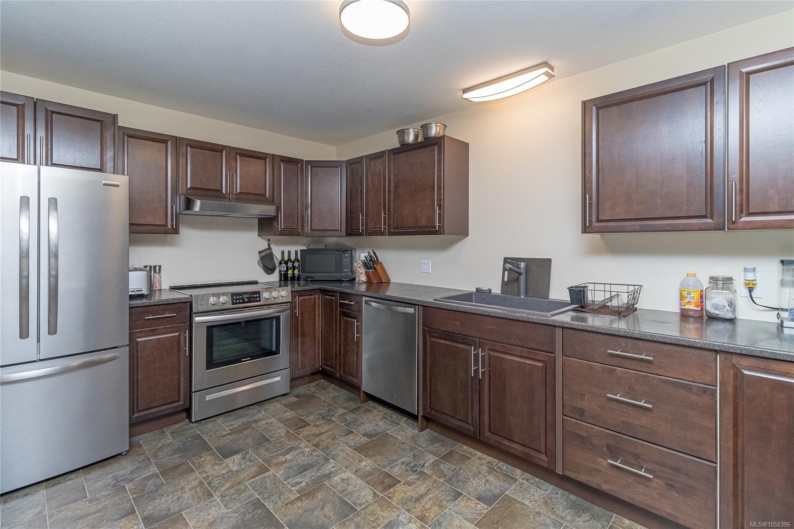 #209-3185 Barons Rd, Nanaimo, BC