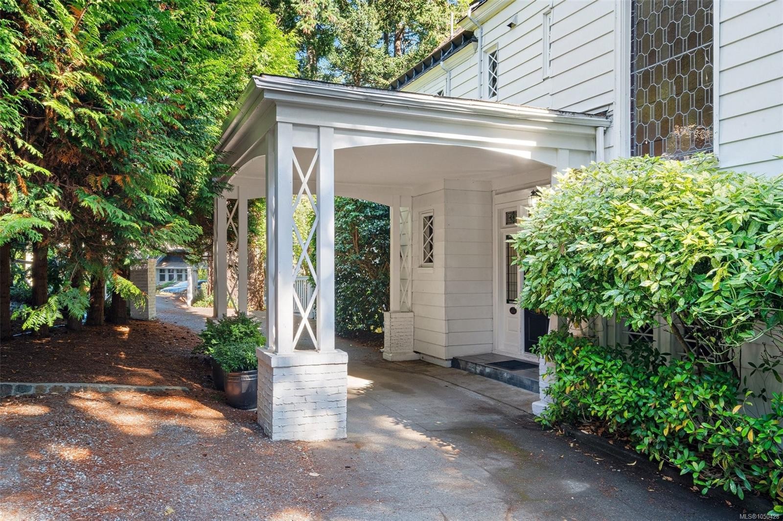 #5-1715 Rockland Ave, Victoria, BC