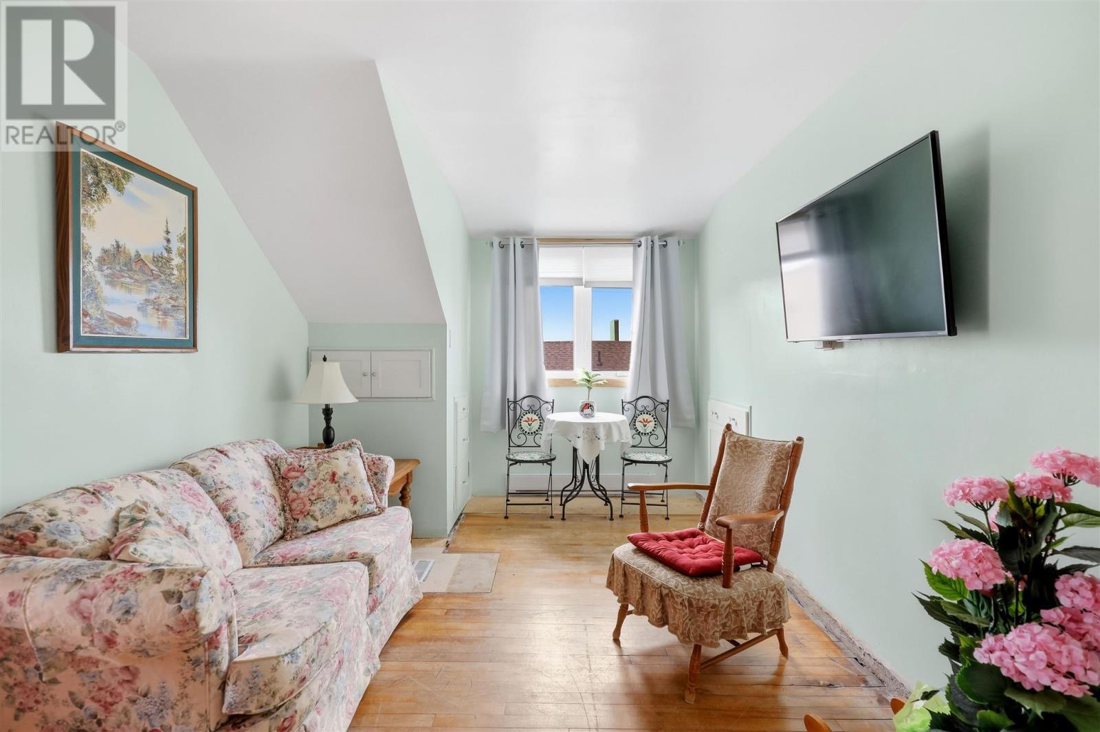 60 Dennis St, Sault Ste. Marie, ON