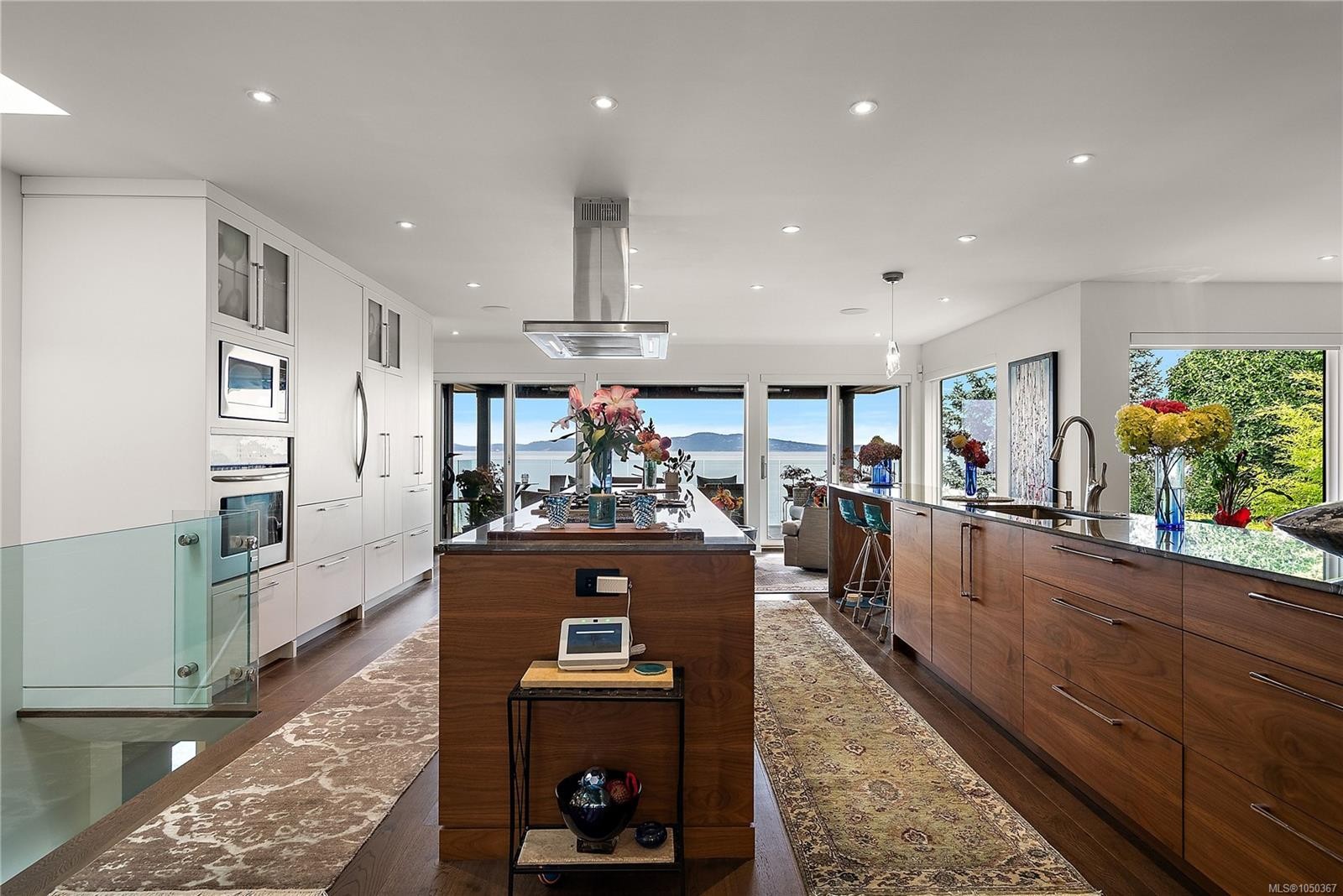 2920 Mt. Baker View Rd, Saanich, BC