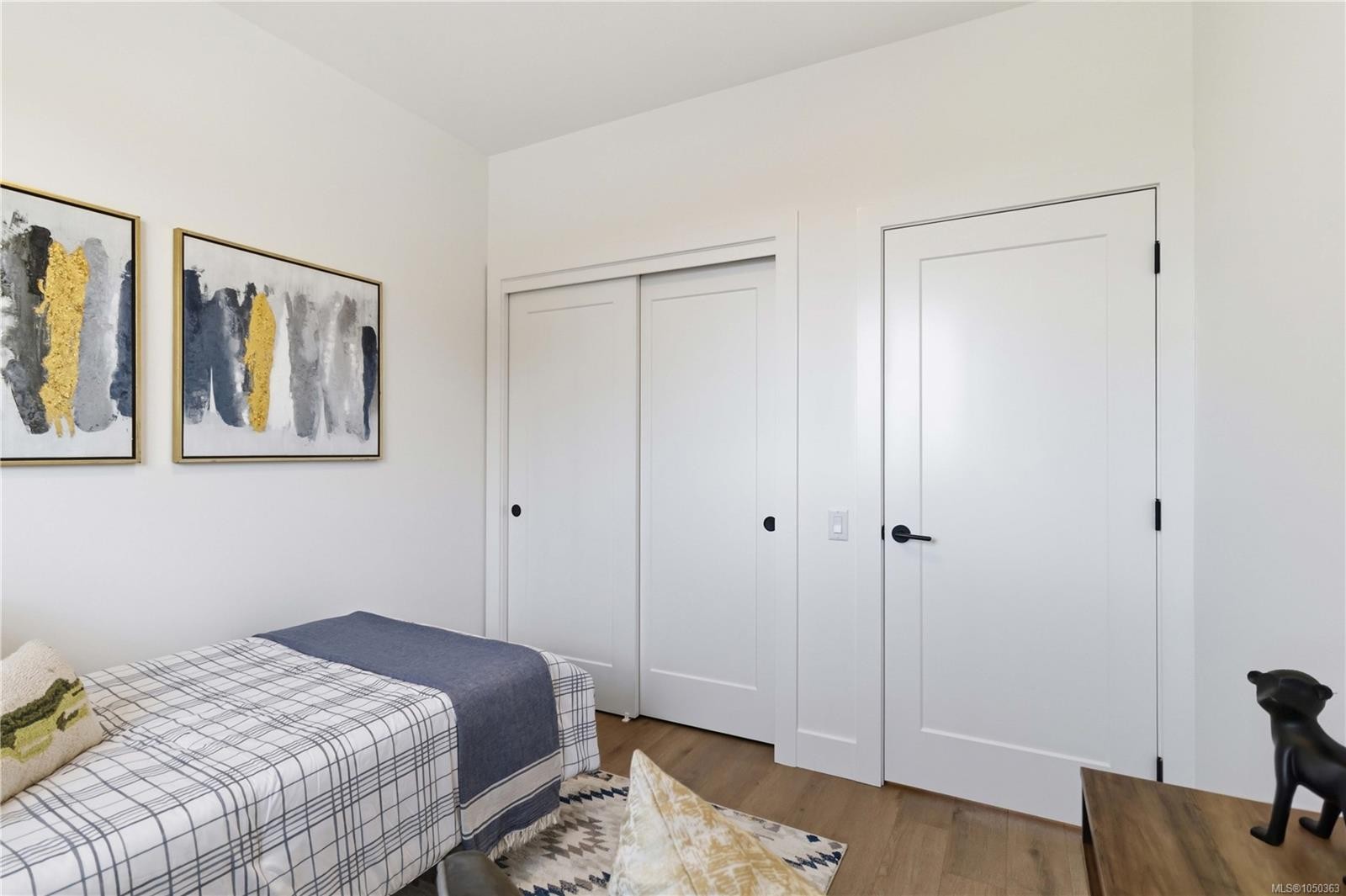 #2-2312 Orchard Ave, Sidney, BC