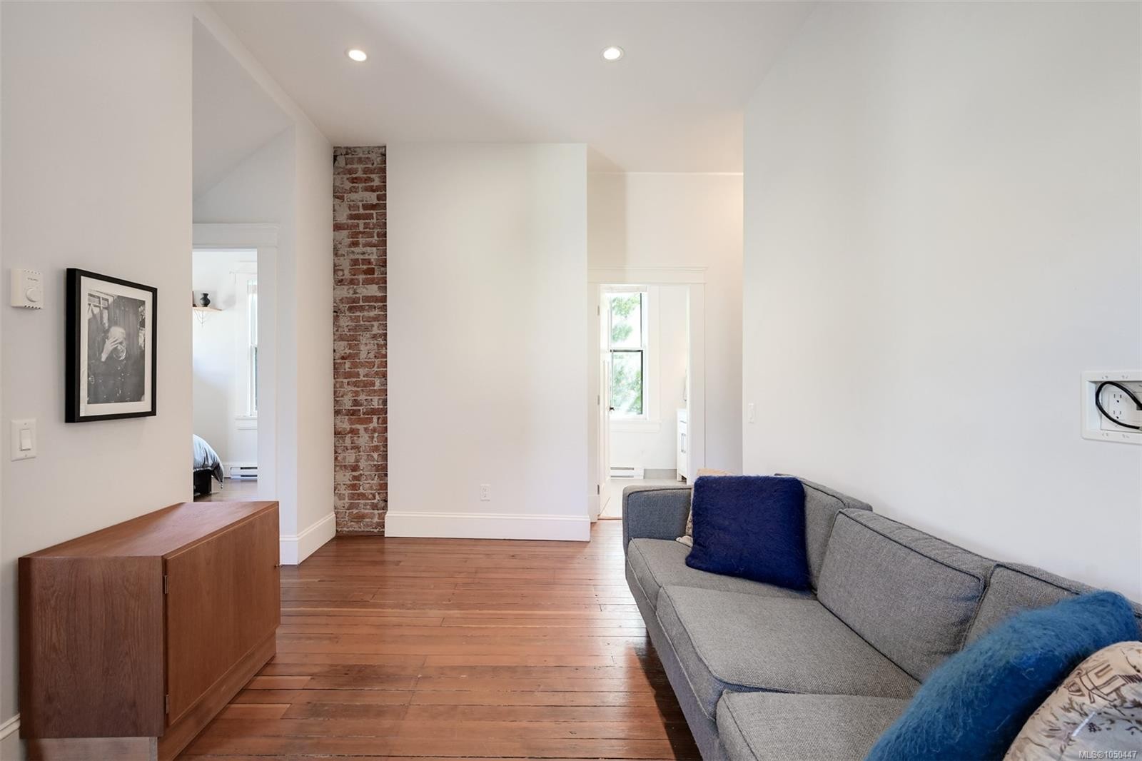 737 Vancouver St, Victoria, BC