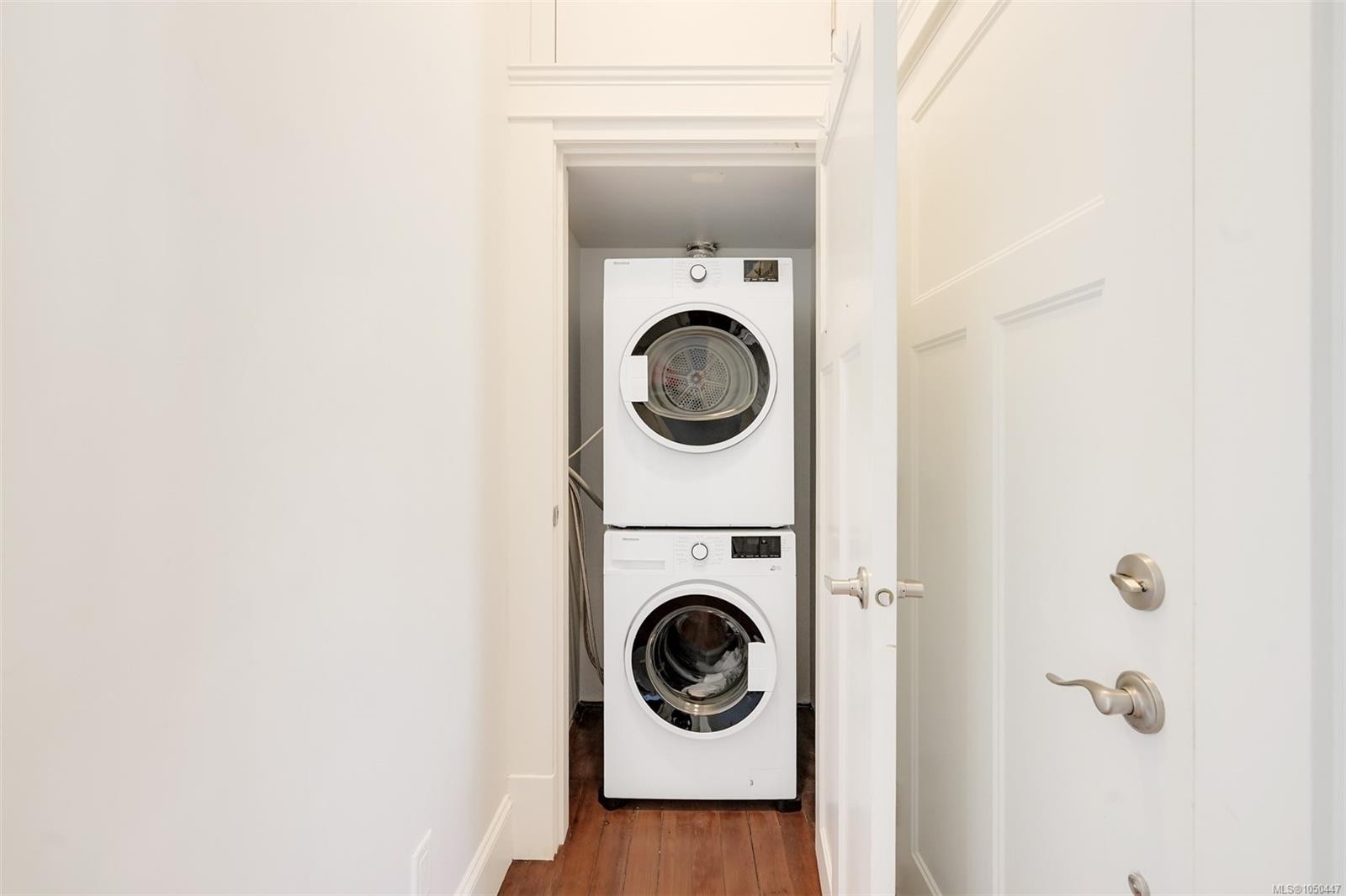 737 Vancouver St, Victoria, BC