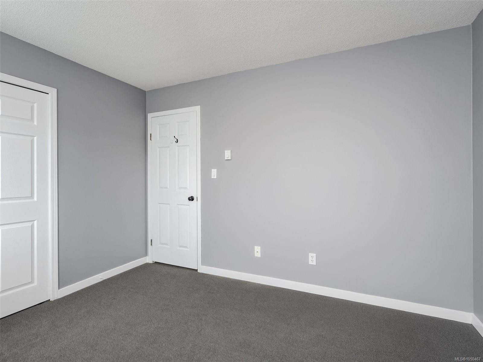 #4-9923 Seventh St, Sidney, BC