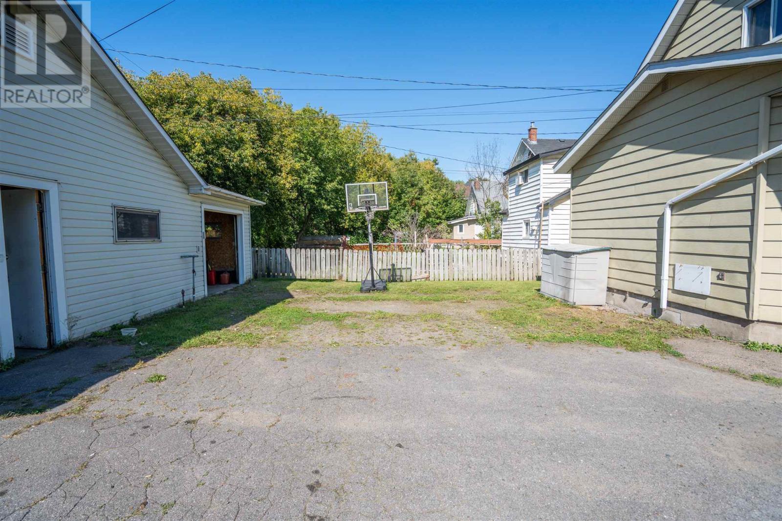 225 Beverley St, Sault Ste Marie, ON