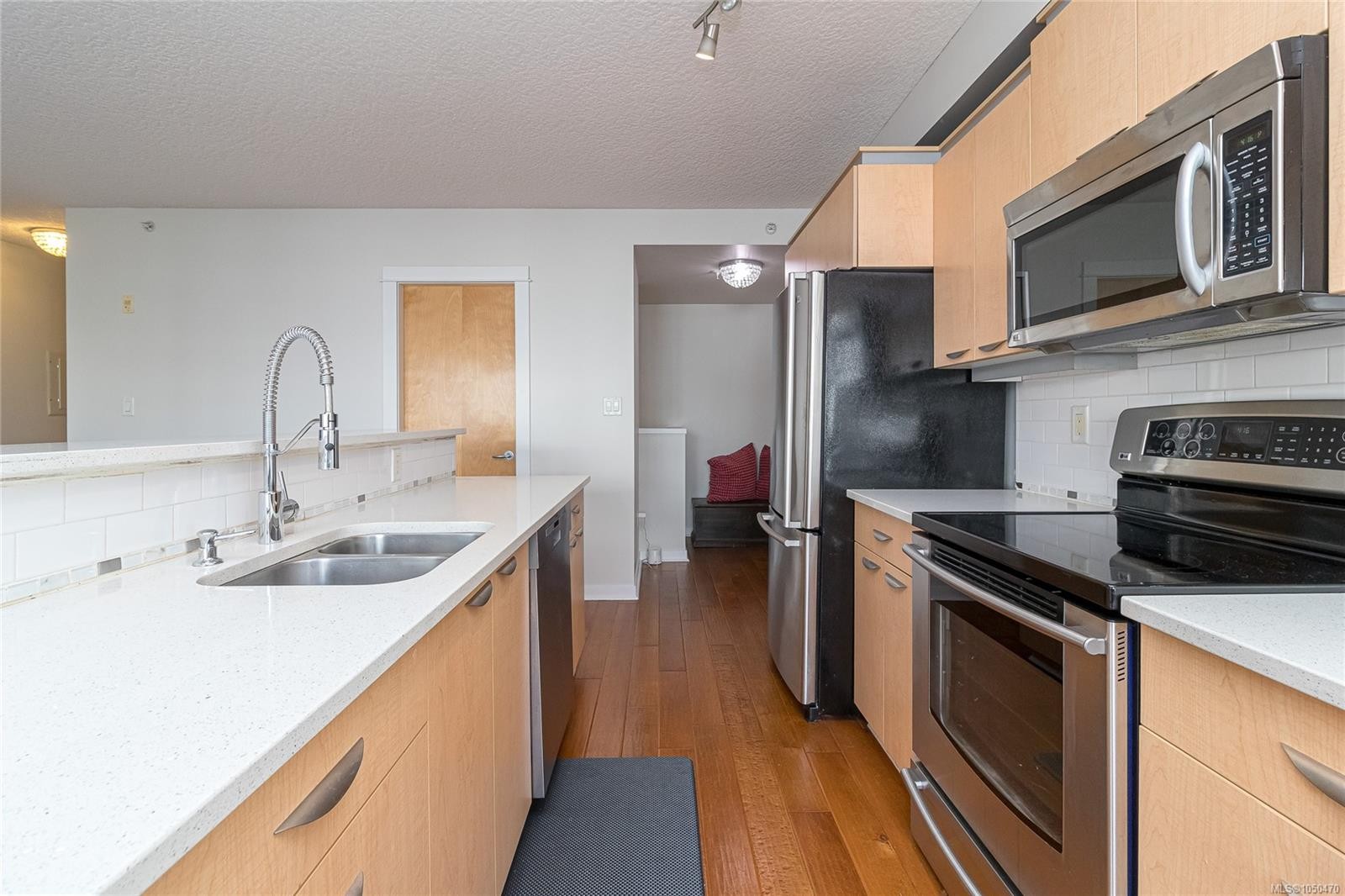 #505-1030 Yates St, Victoria, BC