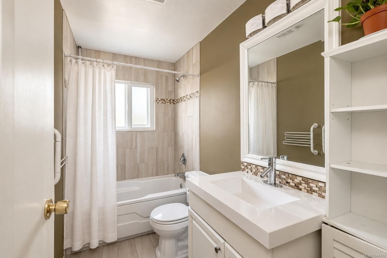 7031 West Saanich Rd, Central Saanich, BC