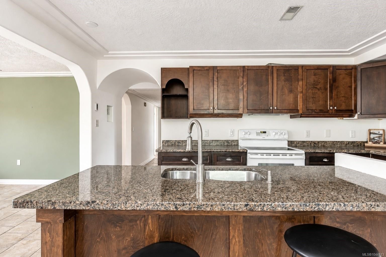 7031 West Saanich Rd, Central Saanich, BC