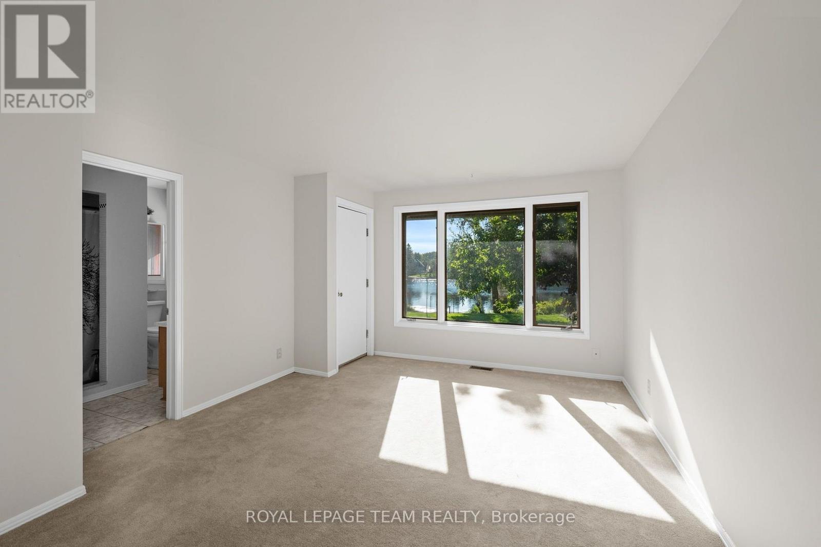 6591 Marina Drive, Ottawa, ON