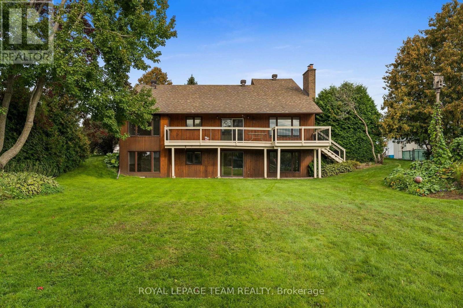 6591 Marina Drive, Ottawa, ON
