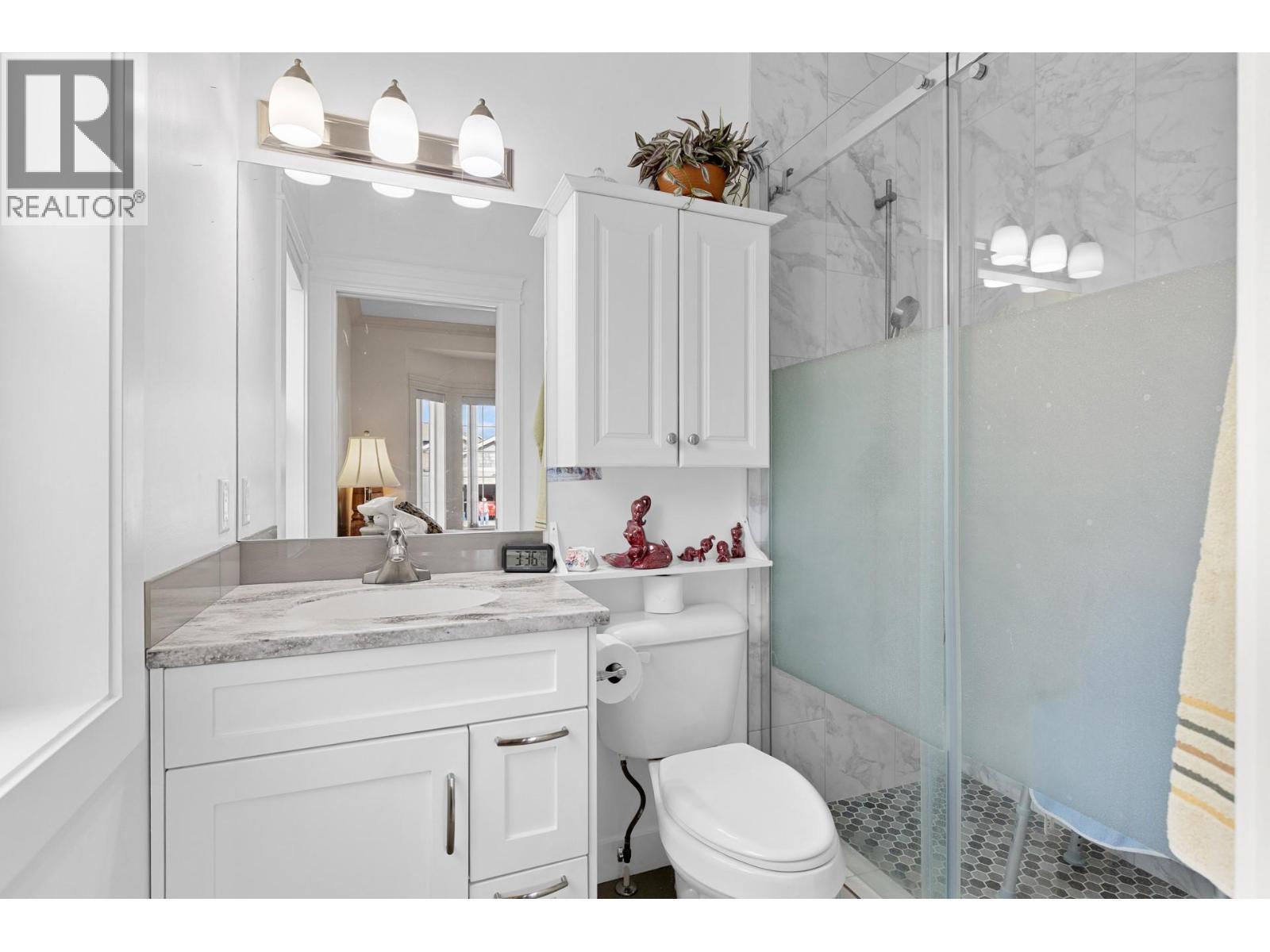 Primary Ensuite - 2092 Clover Drive, West Kelowna, BC