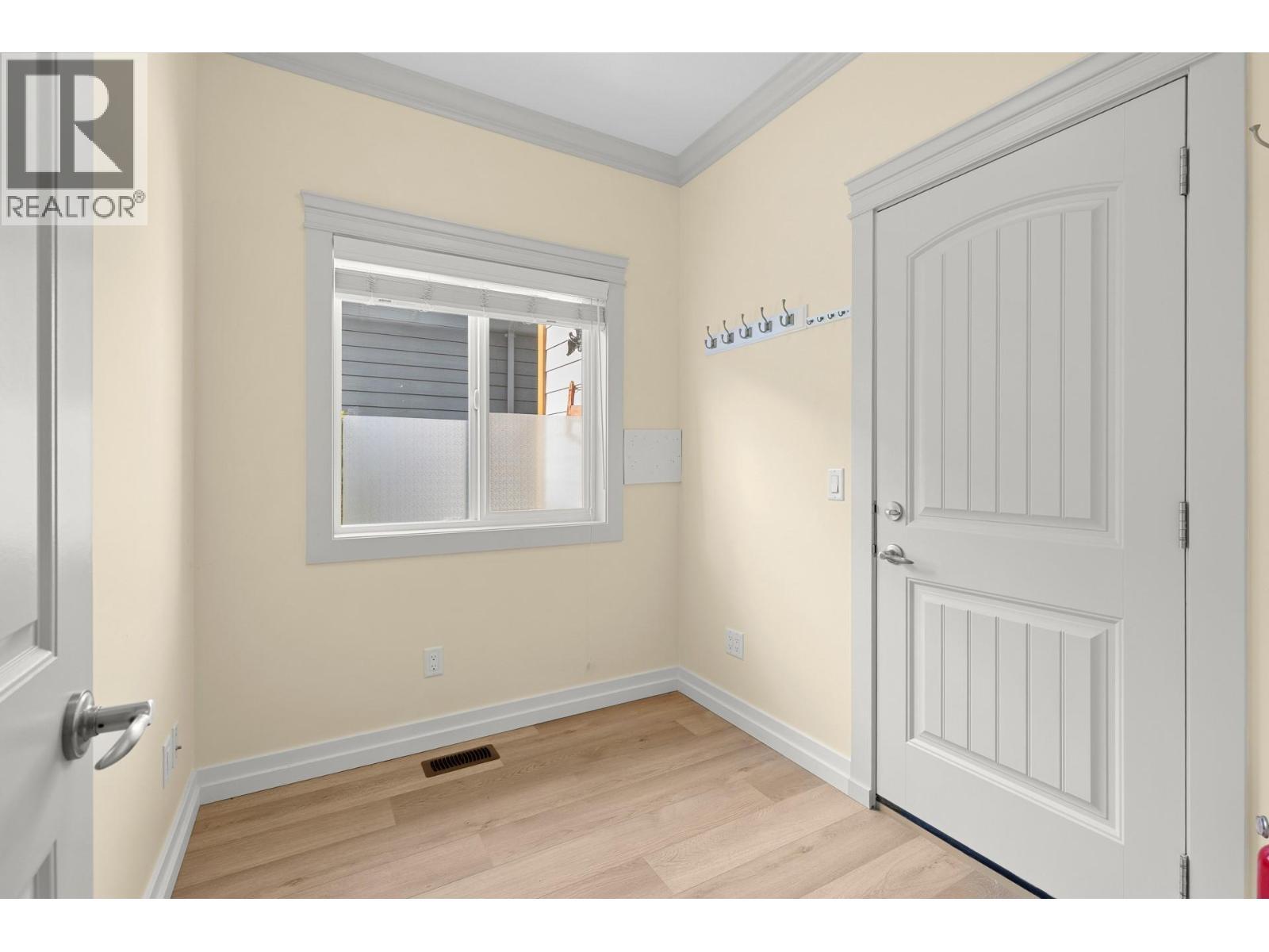 Additional workroom or office. - 2092 Clover Drive, West Kelowna, BC