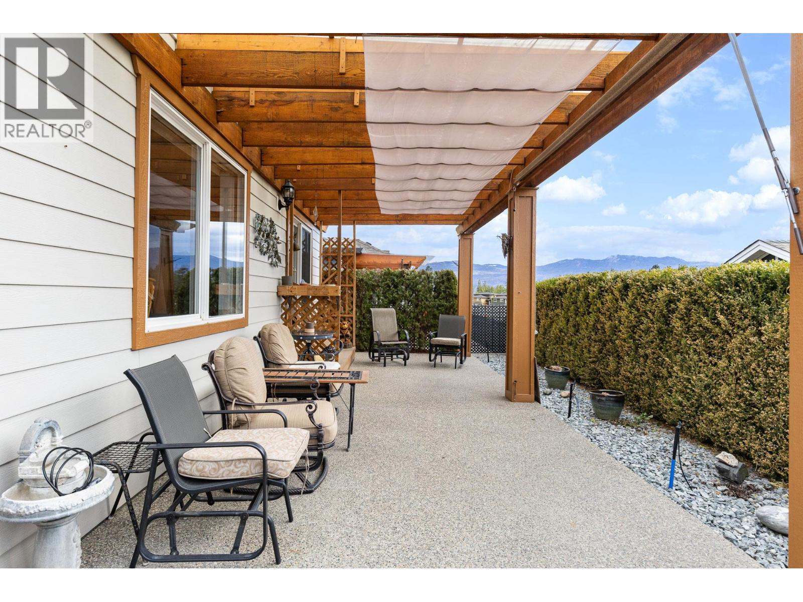 Your own private oasis - 2092 Clover Drive, West Kelowna, BC