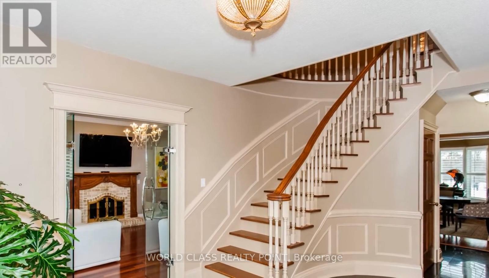 155 Meadowland Crescent, Milton, ON