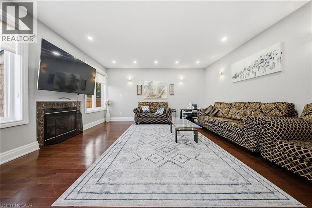 1078 Mcneil Drive, Milton, ON
