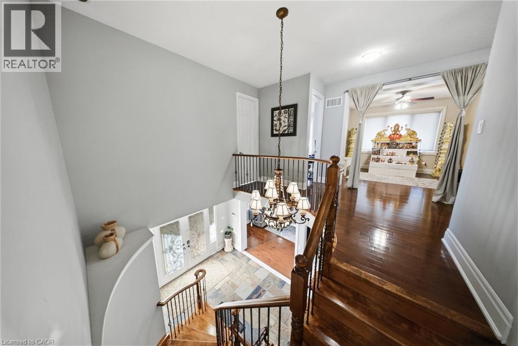 1078 Mcneil Drive, Milton, ON