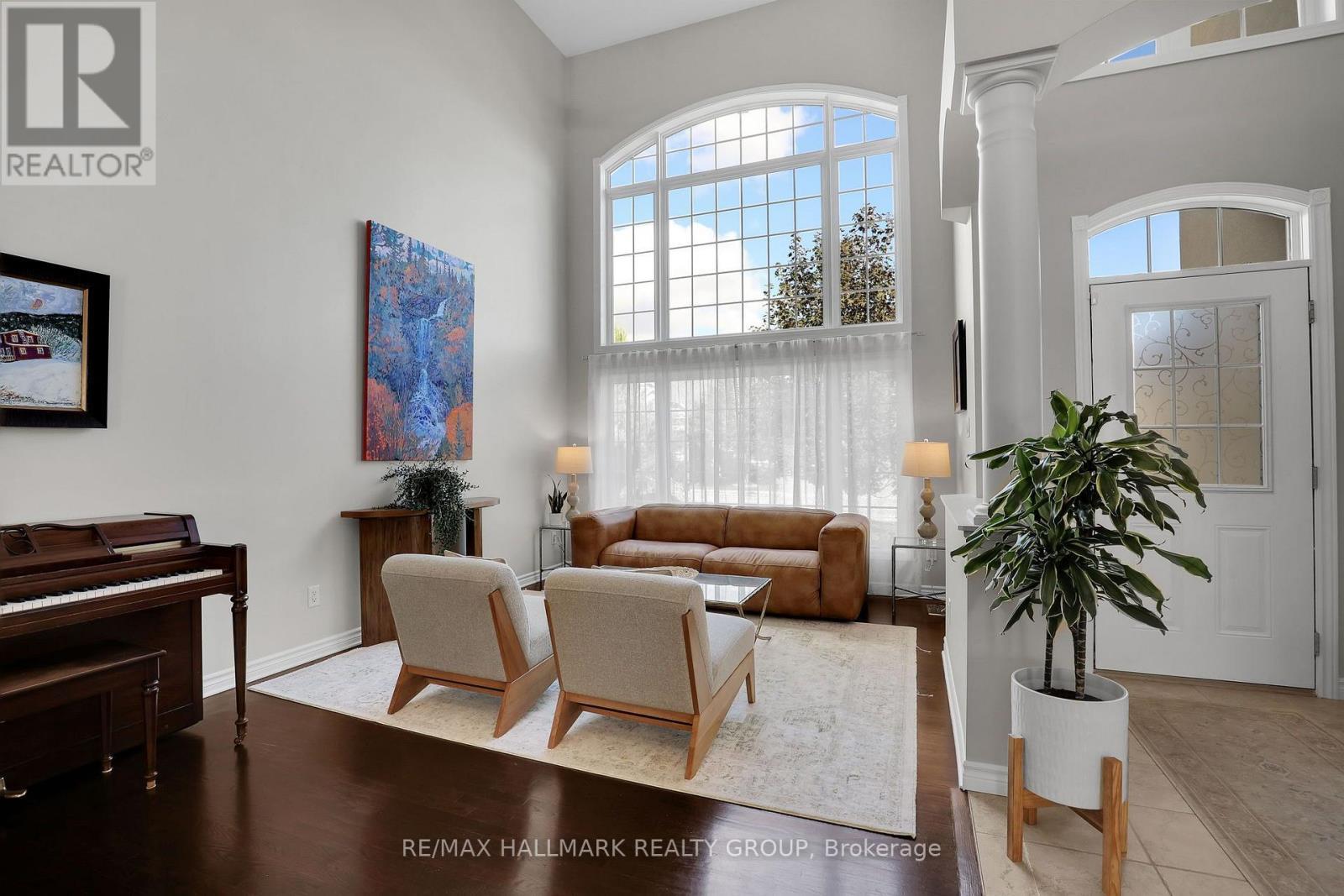 56 Golflinks Drive, Ottawa, ON