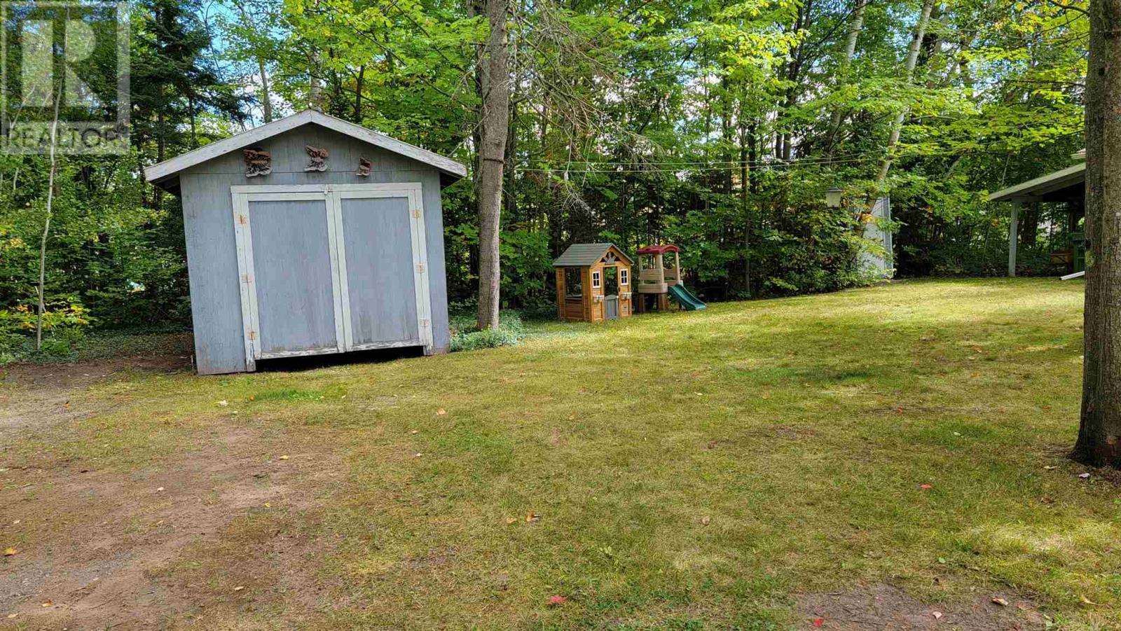 16 Maple Dr, Echo Bay, ON